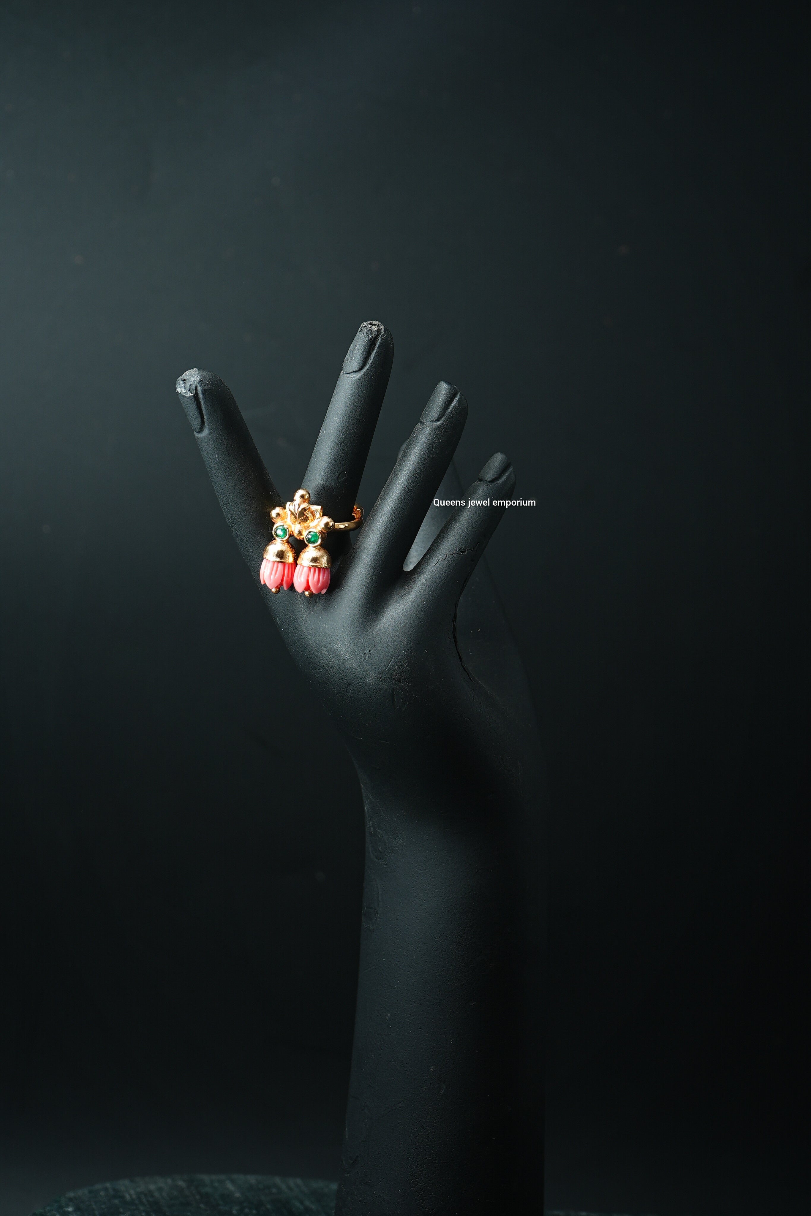 Pavalamalli Finger Ring