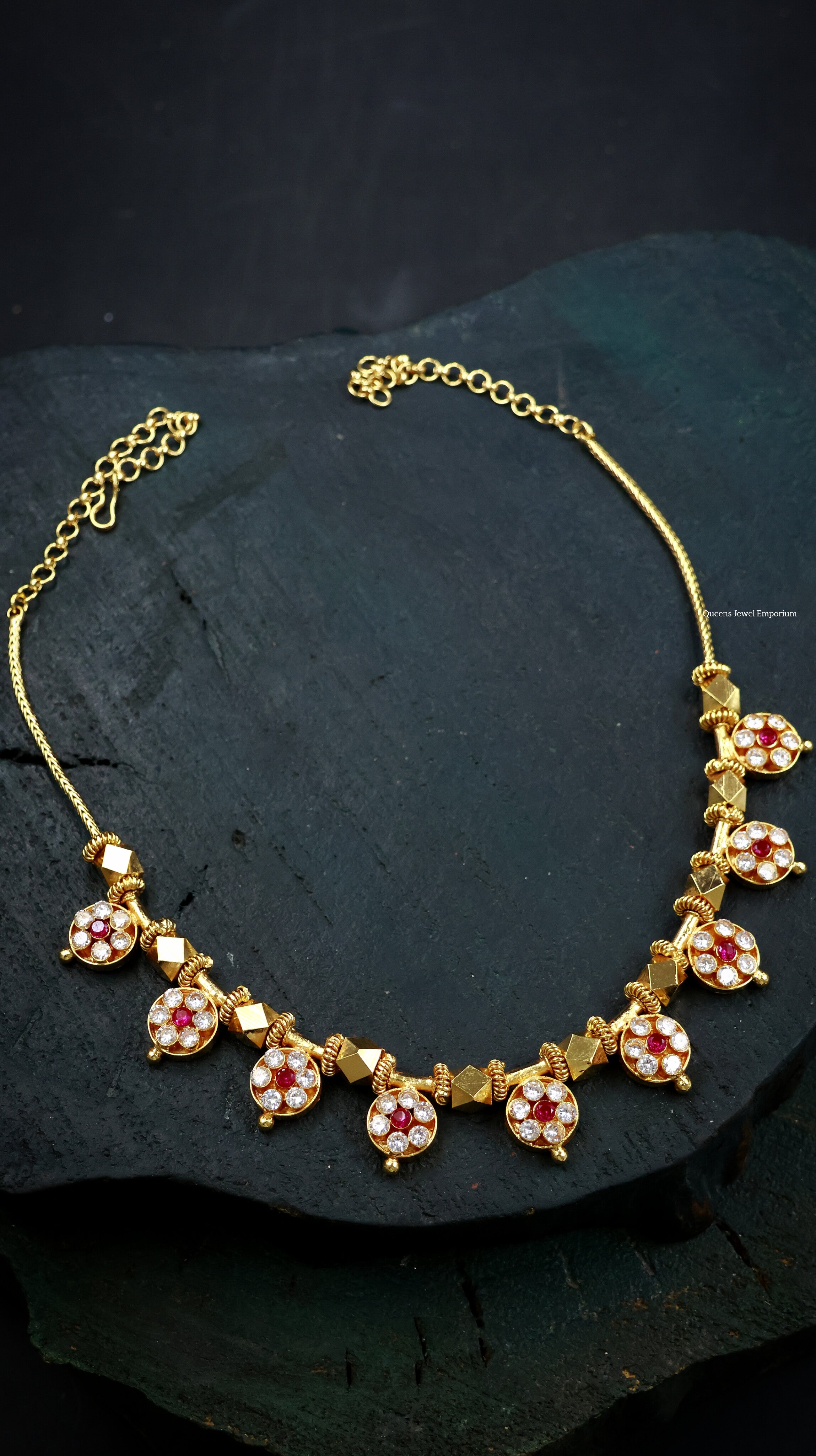 Saradha Necklace