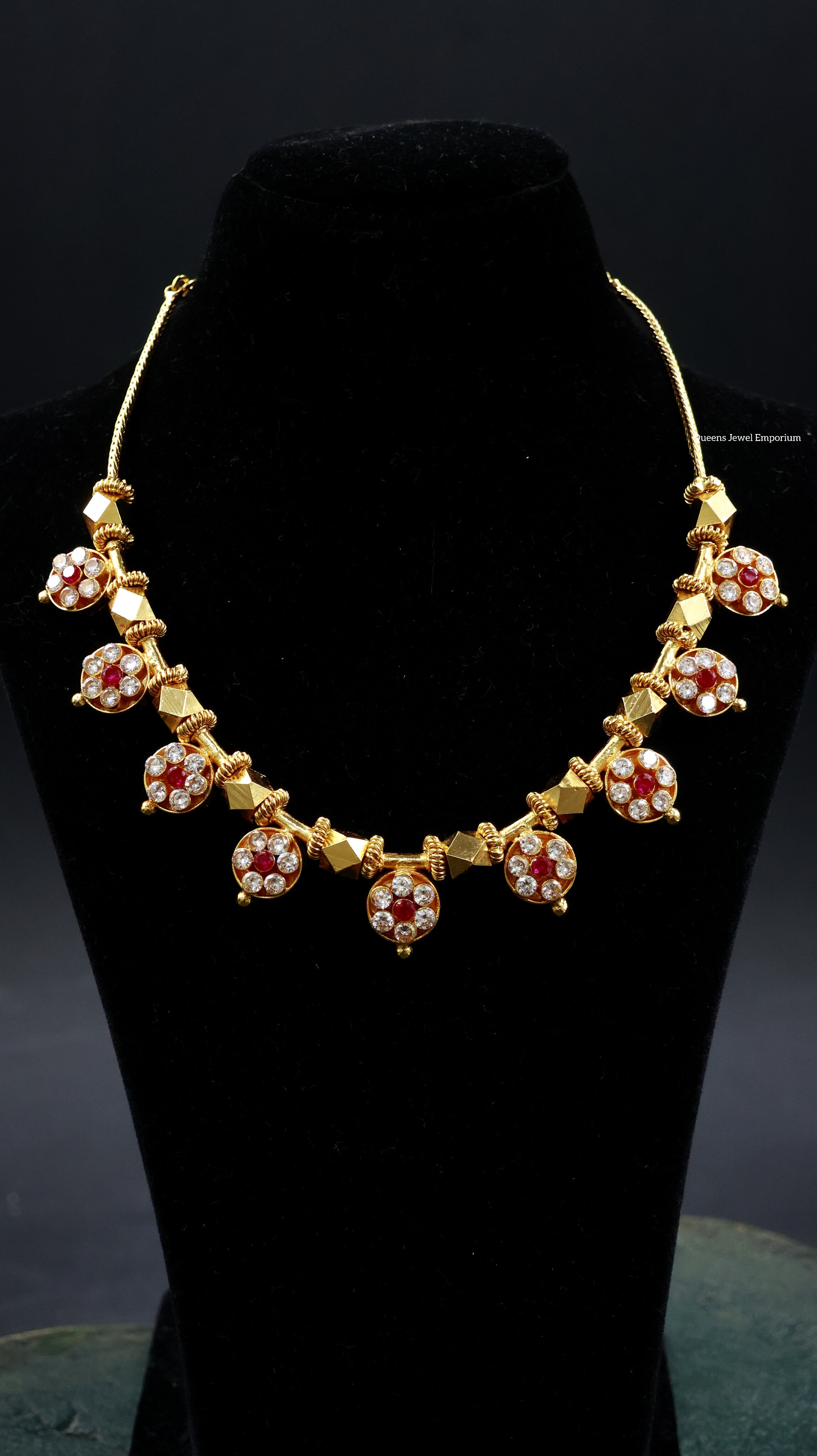 Saradha Necklace