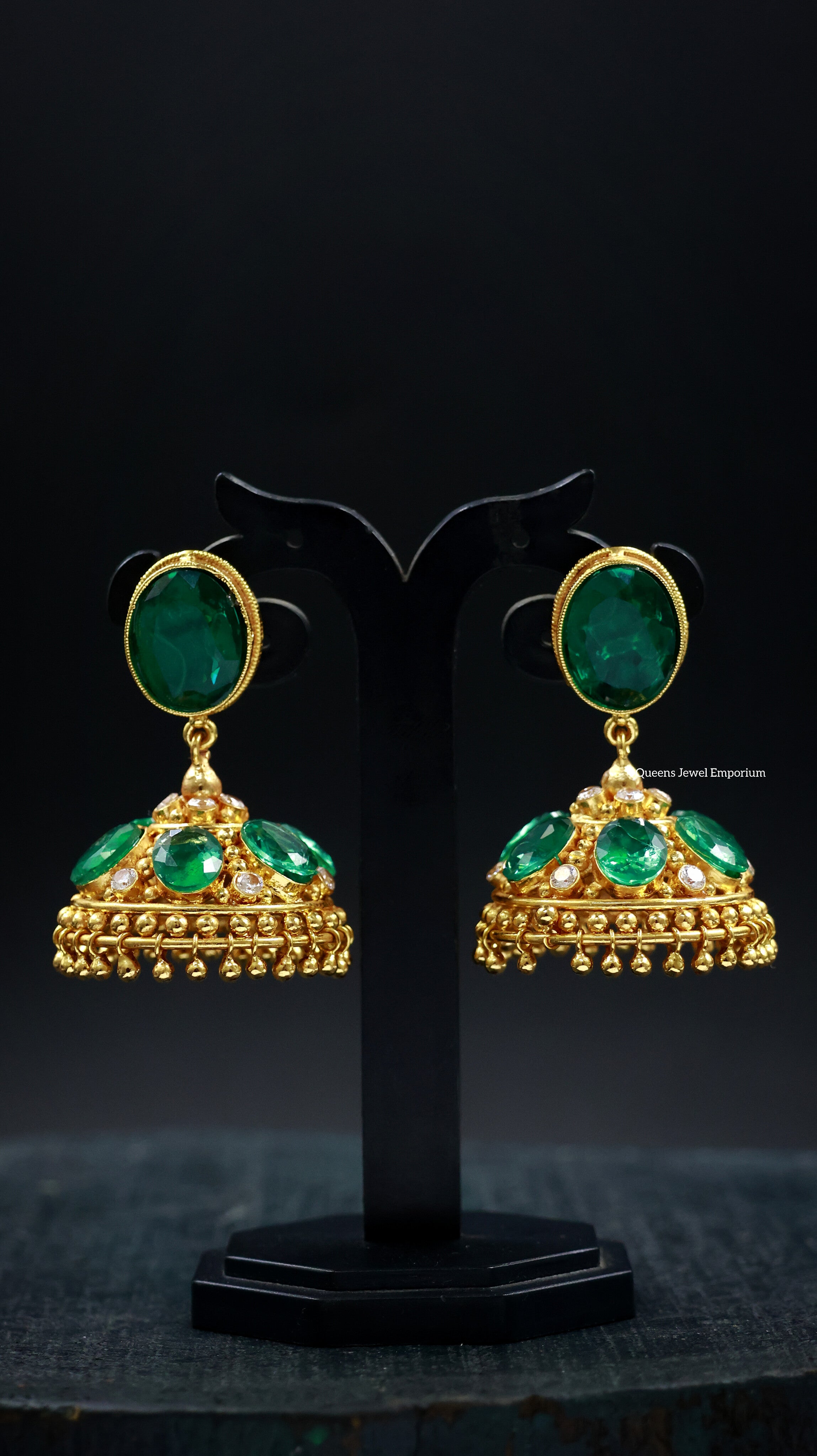Vanathidevi Jhumka