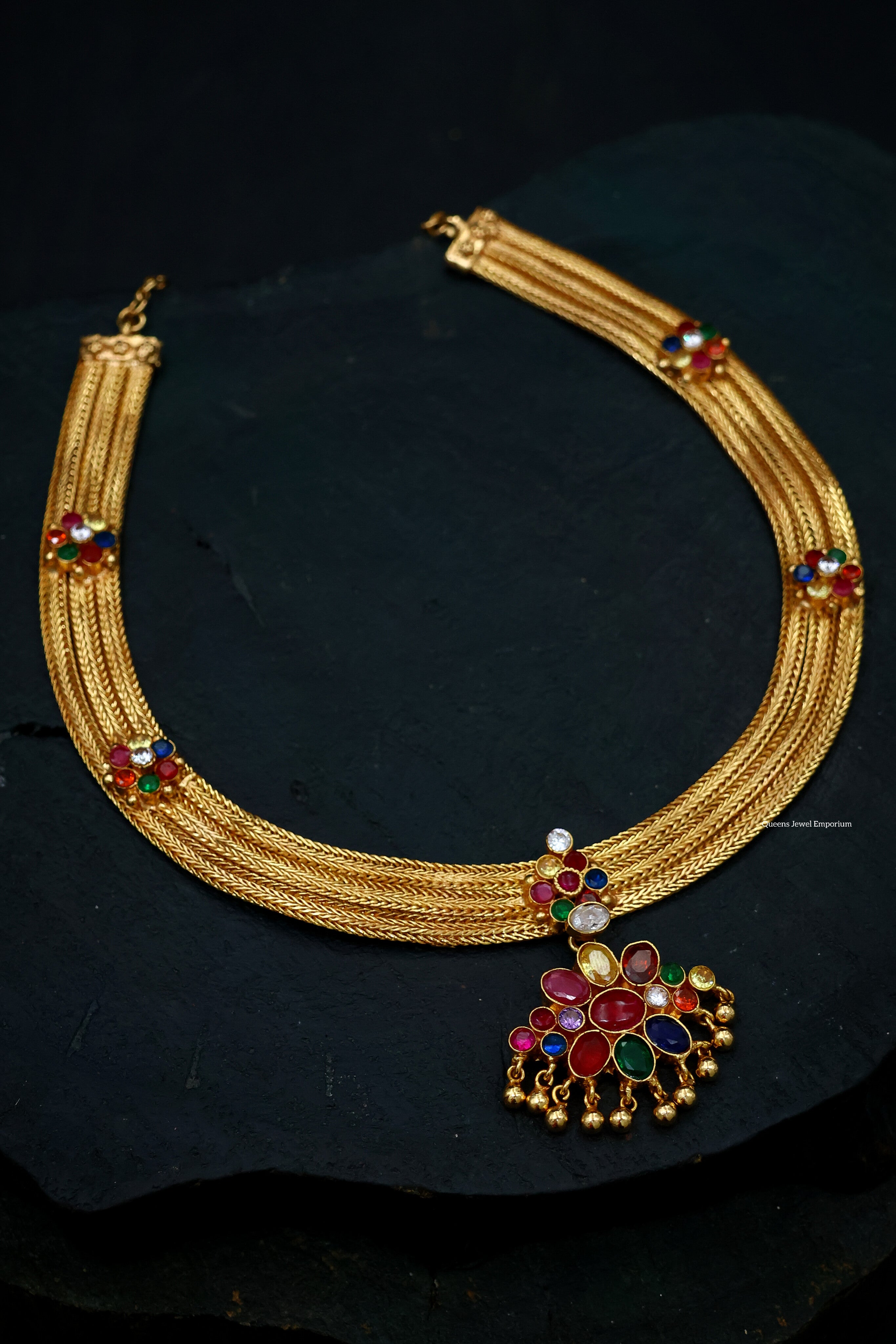 Indhrapuri Pattai Kodi Necklace