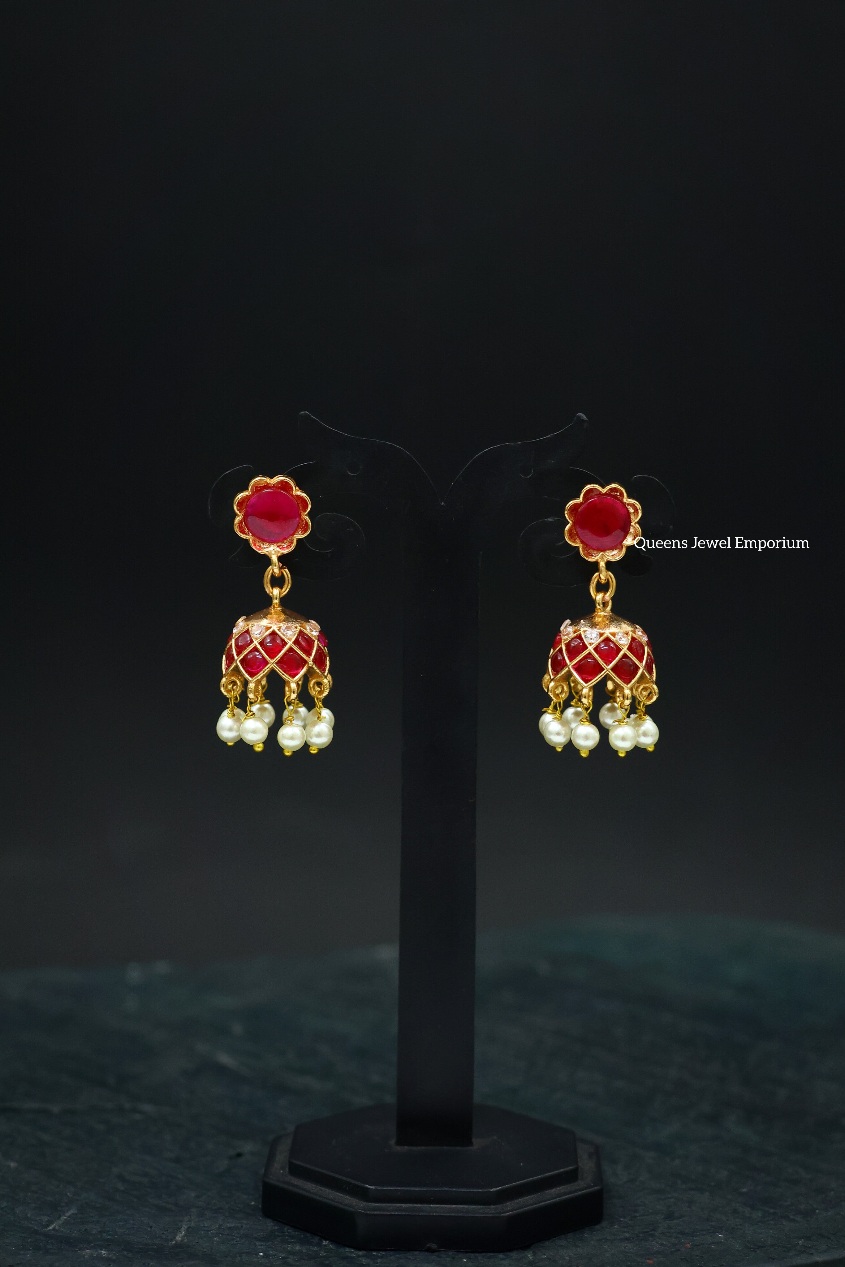 Banumathi Jhumka