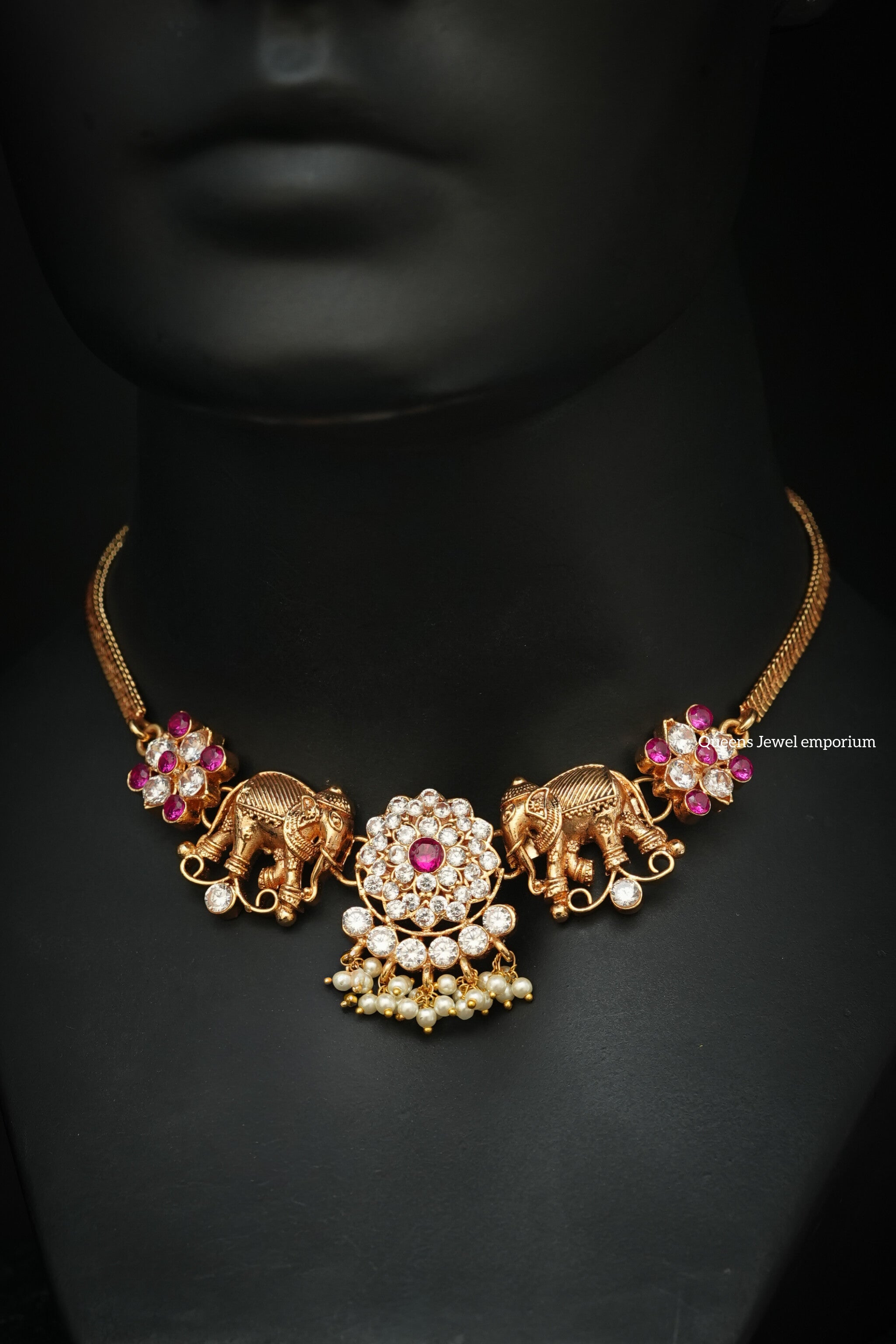 Gajandra Choker