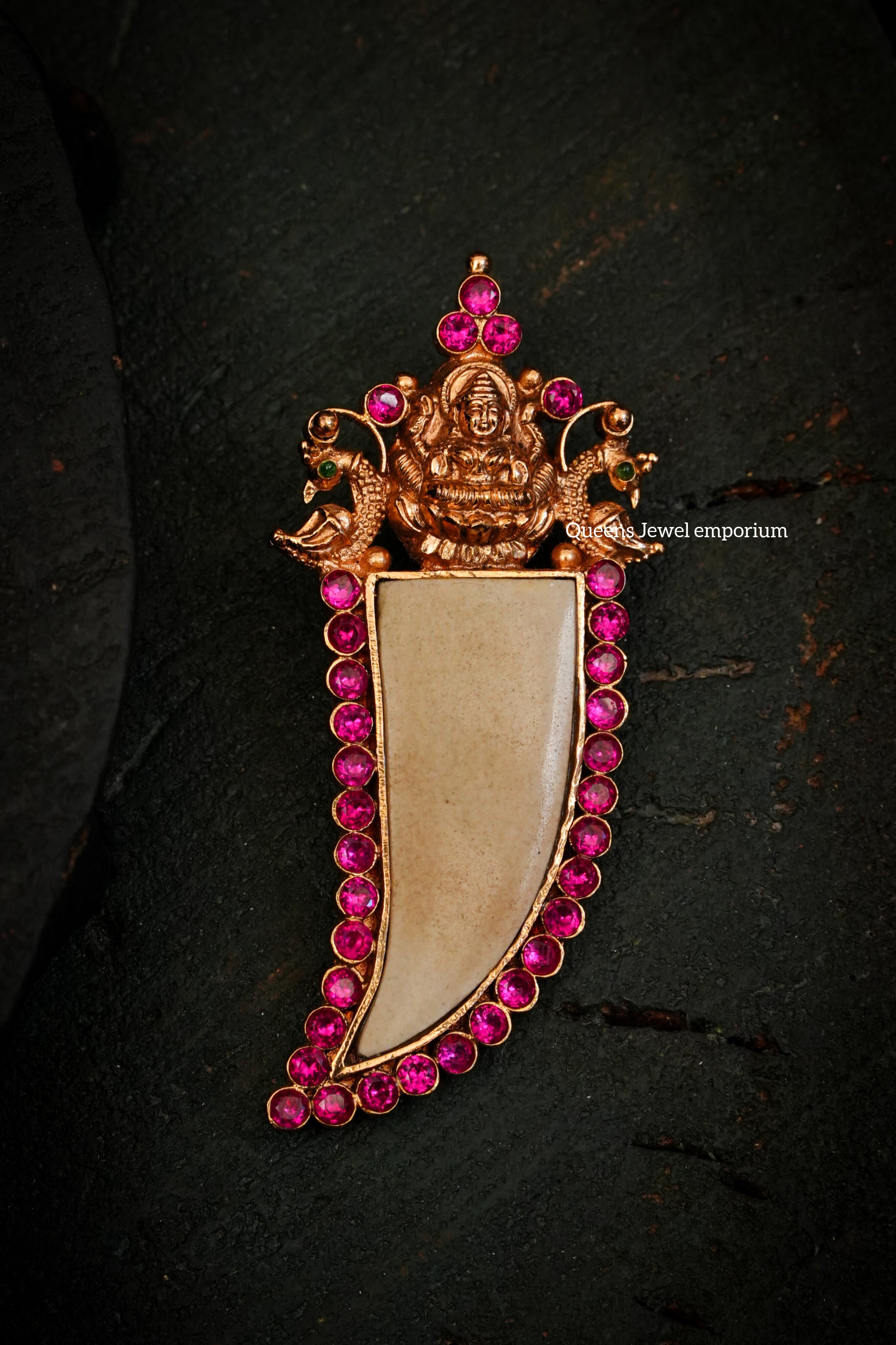 Nachiyar Pendant