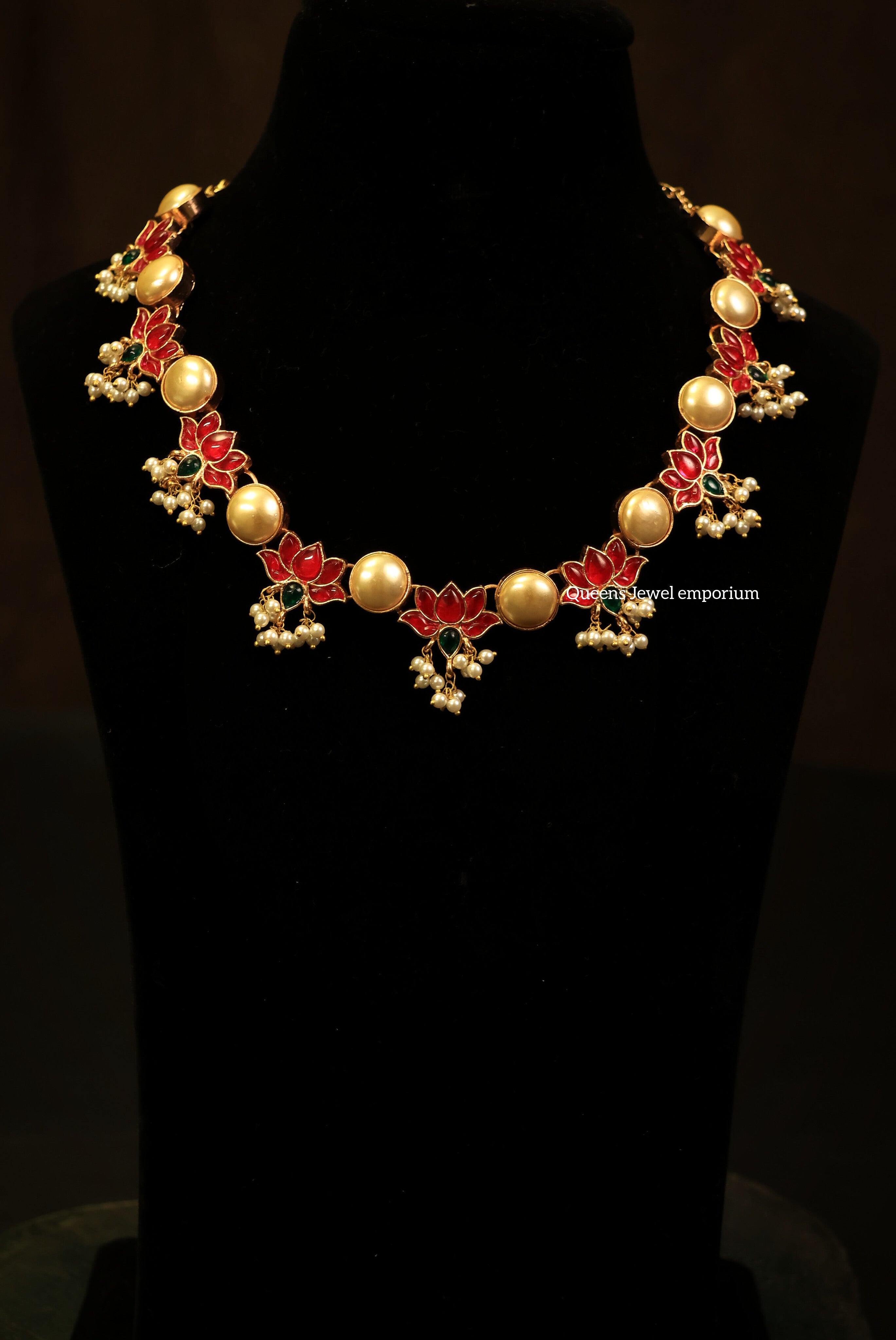 Devarani Pearl Necklace