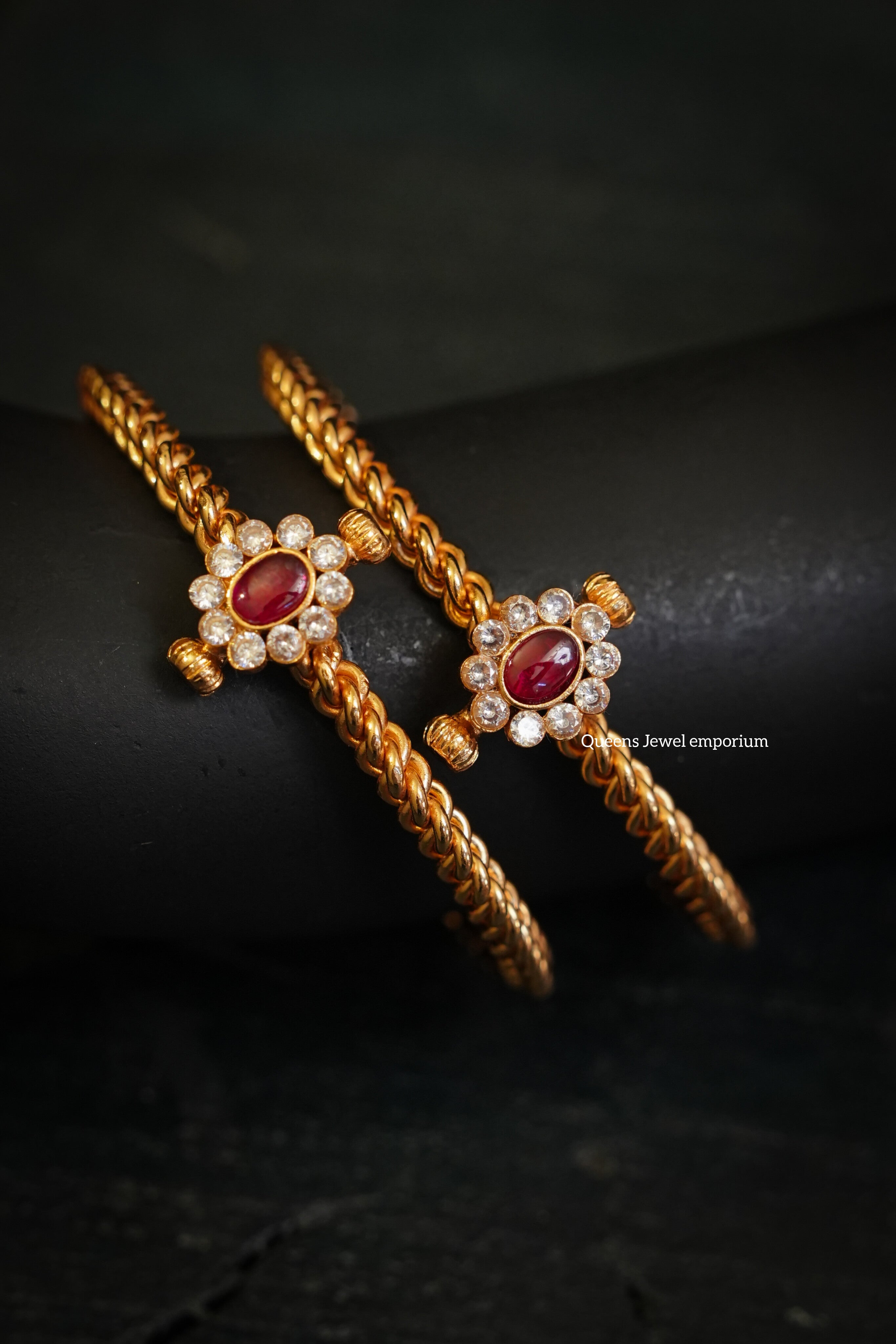 Thangathai Murukku Bangle