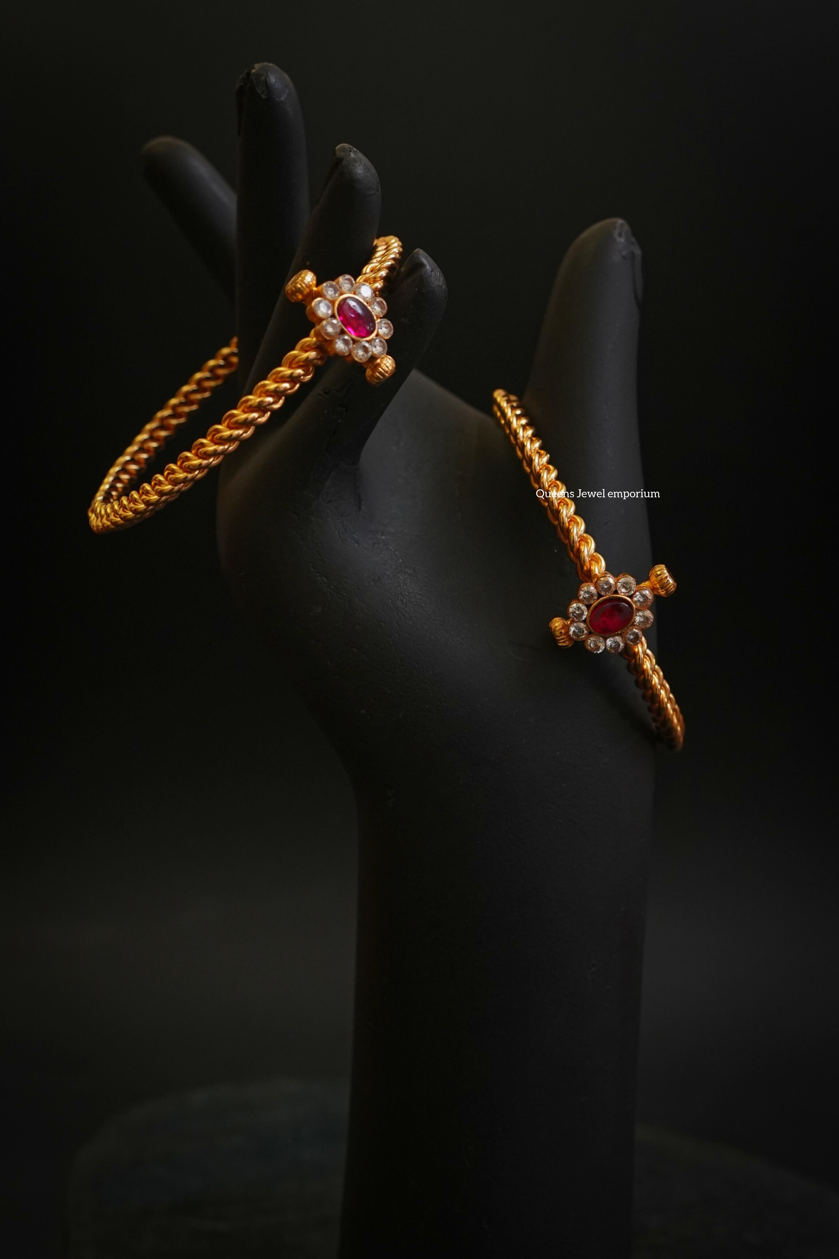 Thangathai Murukku Bangle
