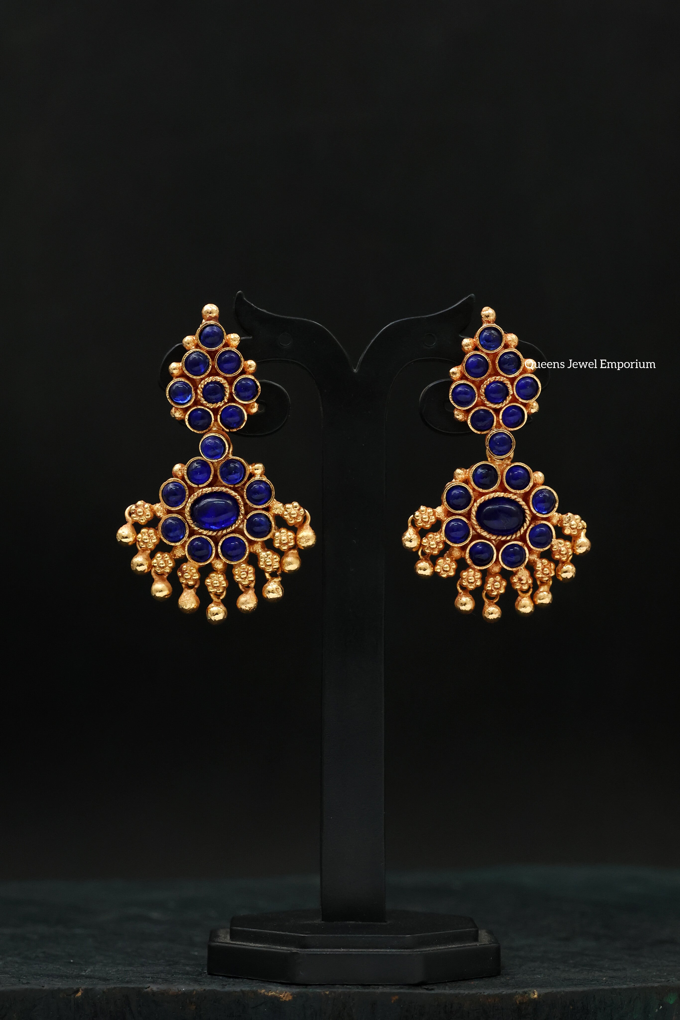 Indraneelam Pathakam Earring