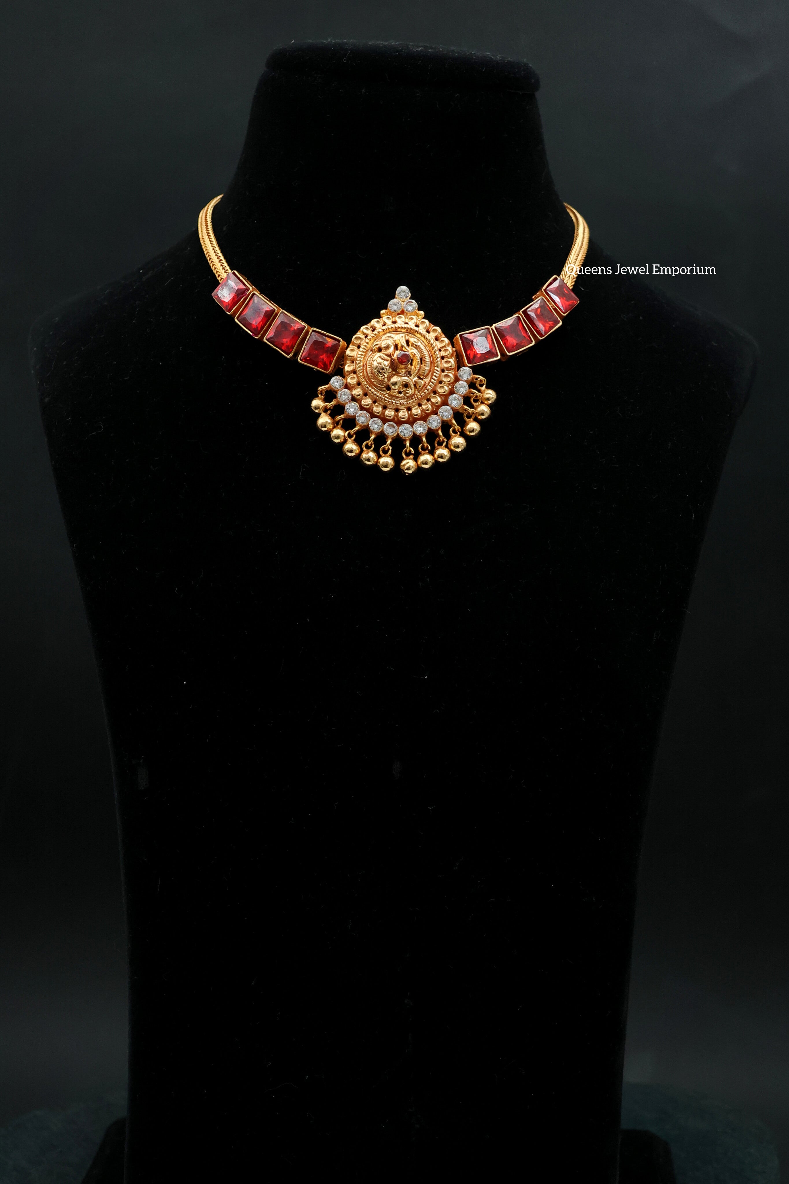Gomedhaka Choker