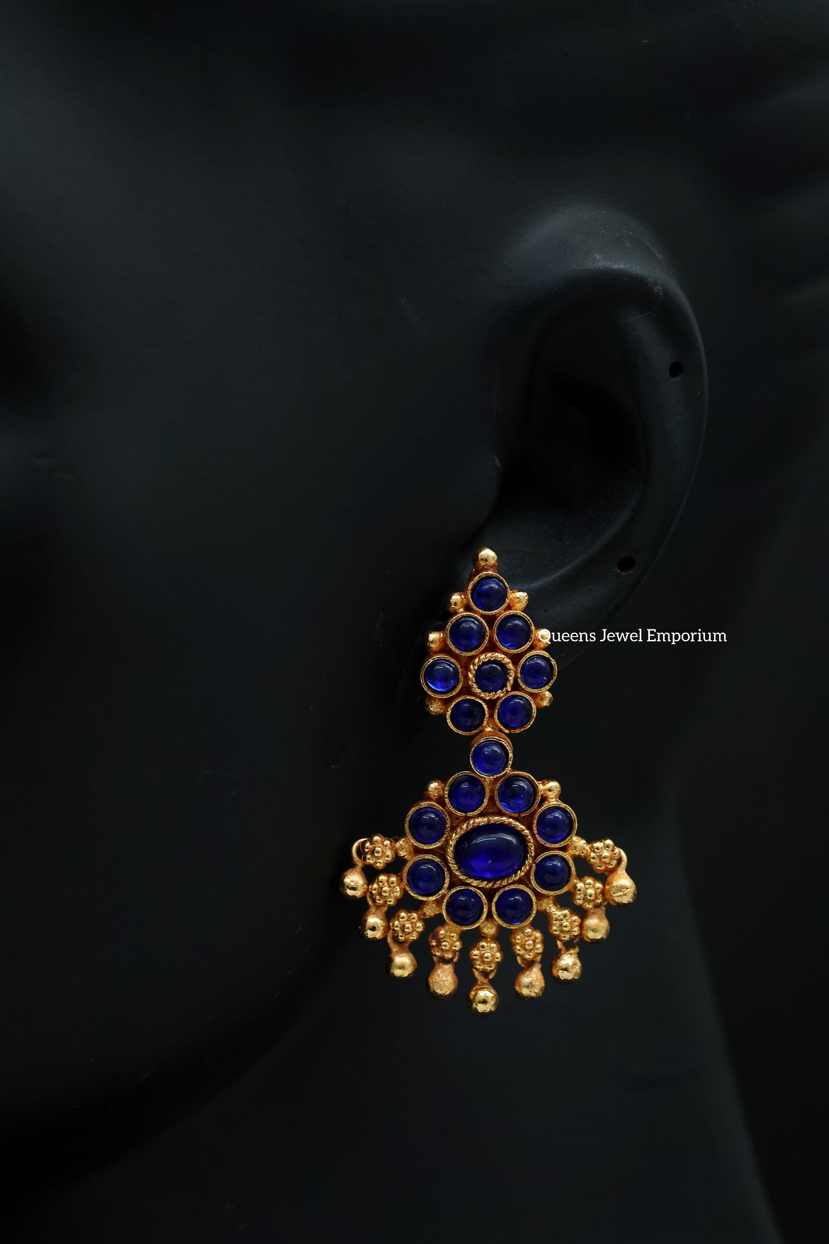 Indraneelam Pathakam Earring