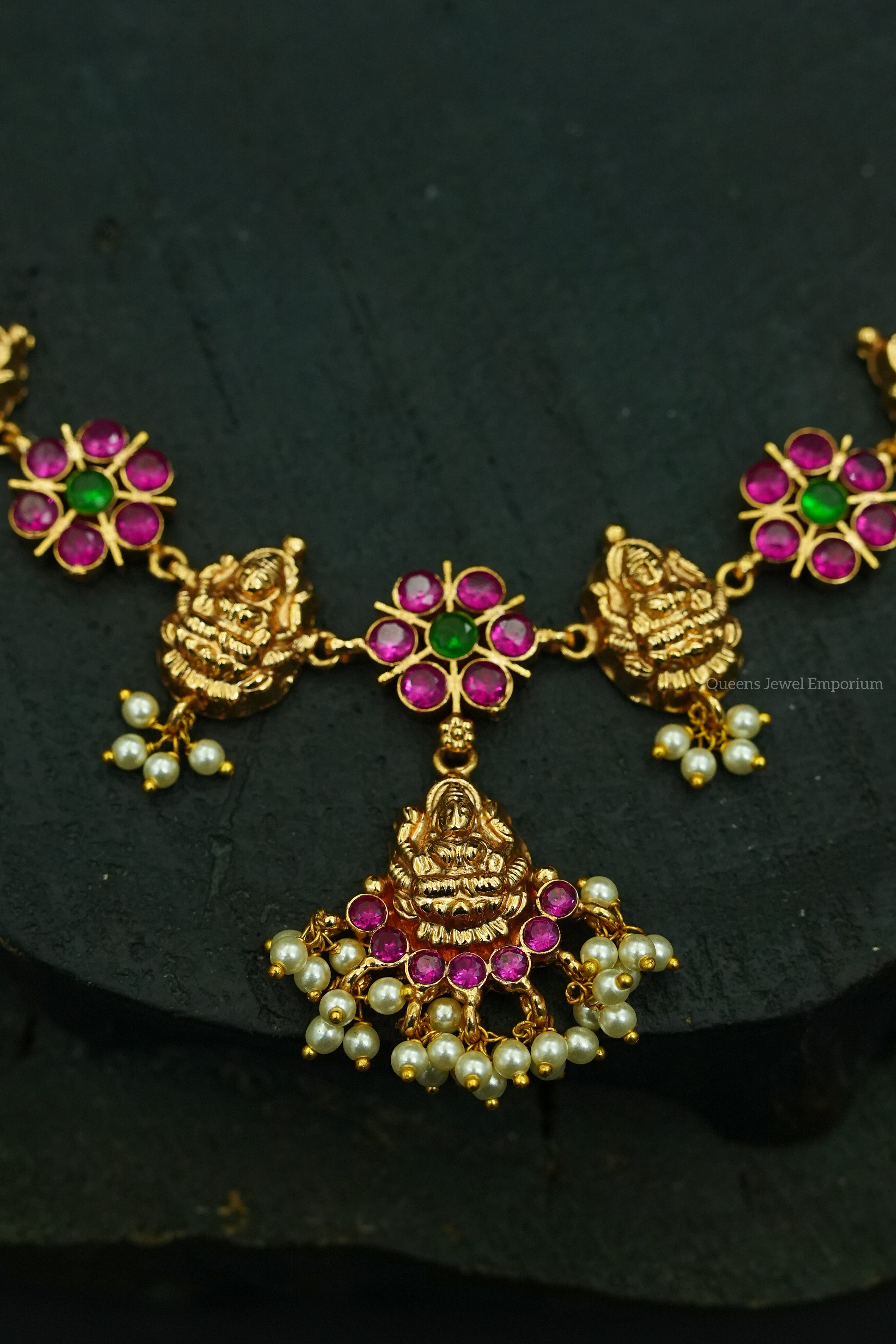 Malarchelvi Necklace