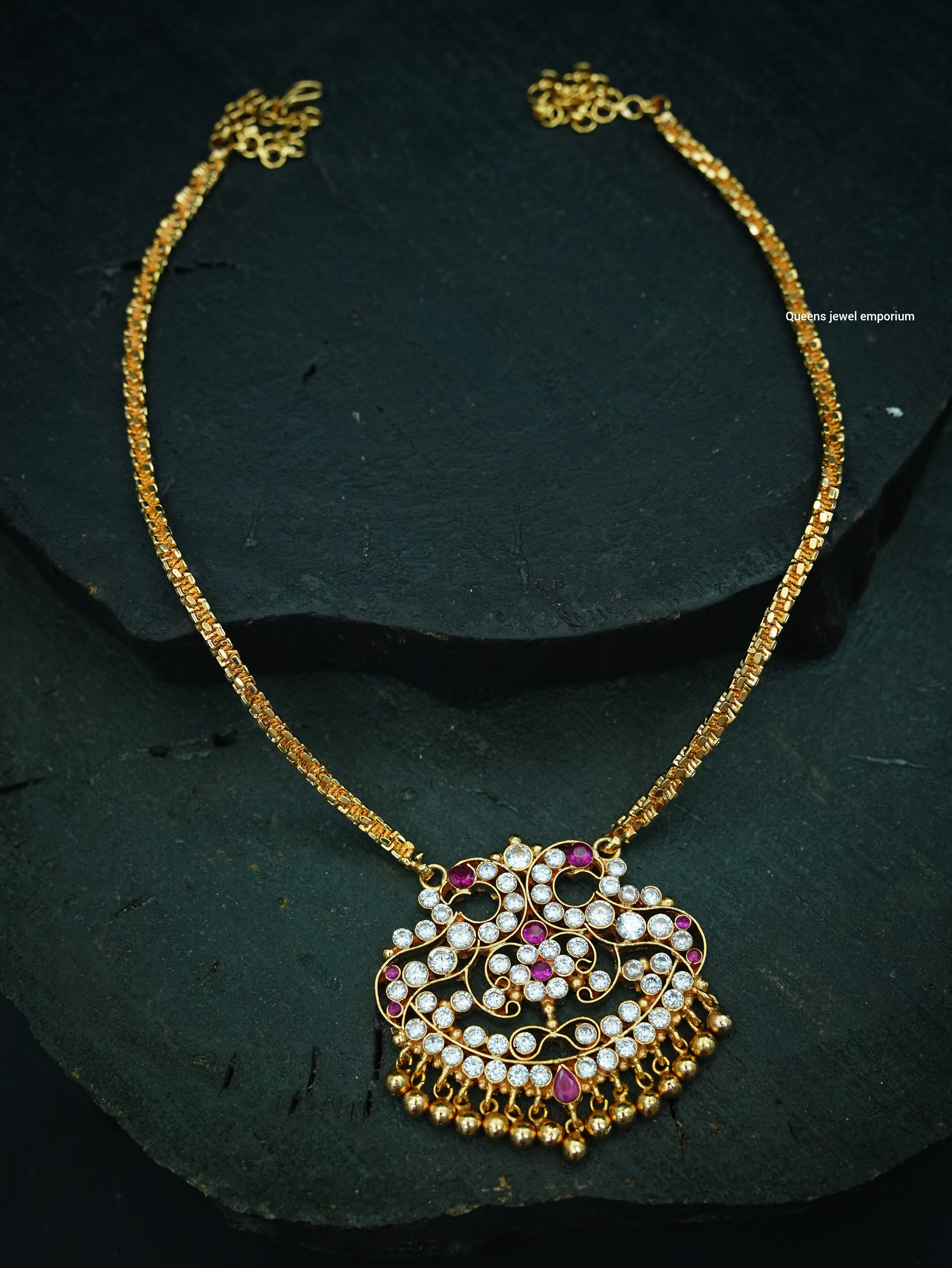 Pushpalatha Zircon Necklace