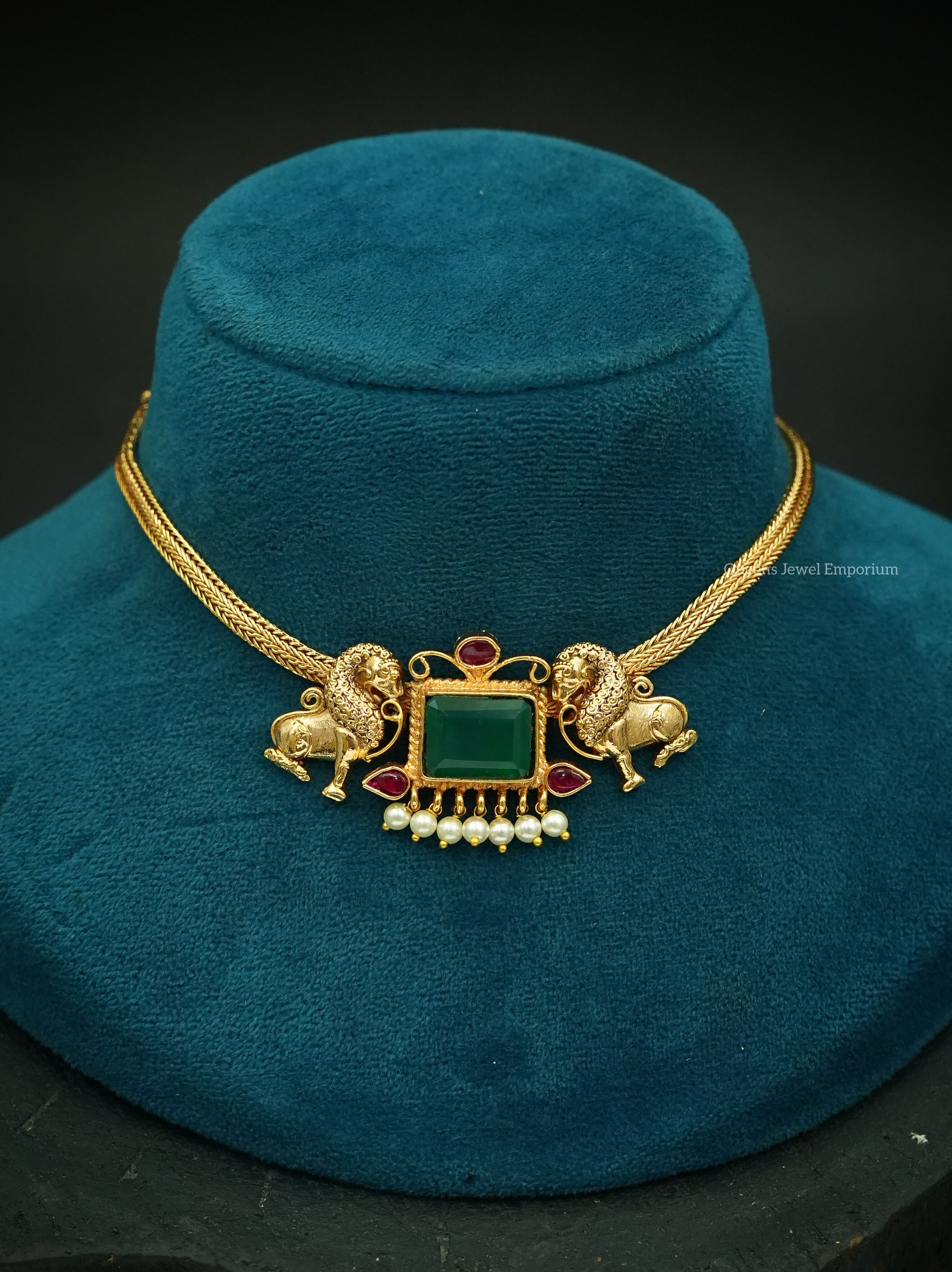 Simhadhara Choker