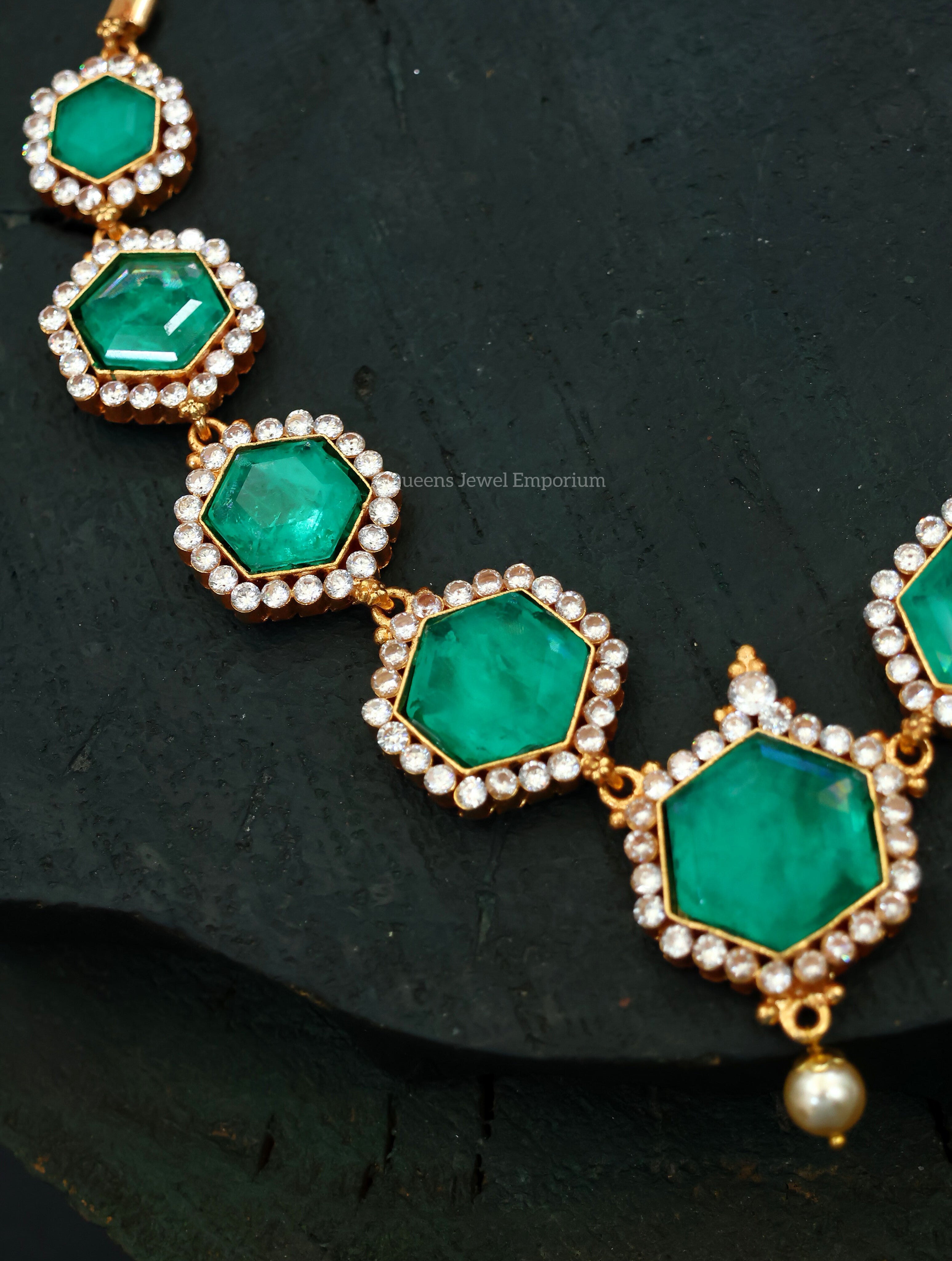 Raja Aabharana Necklace - Green