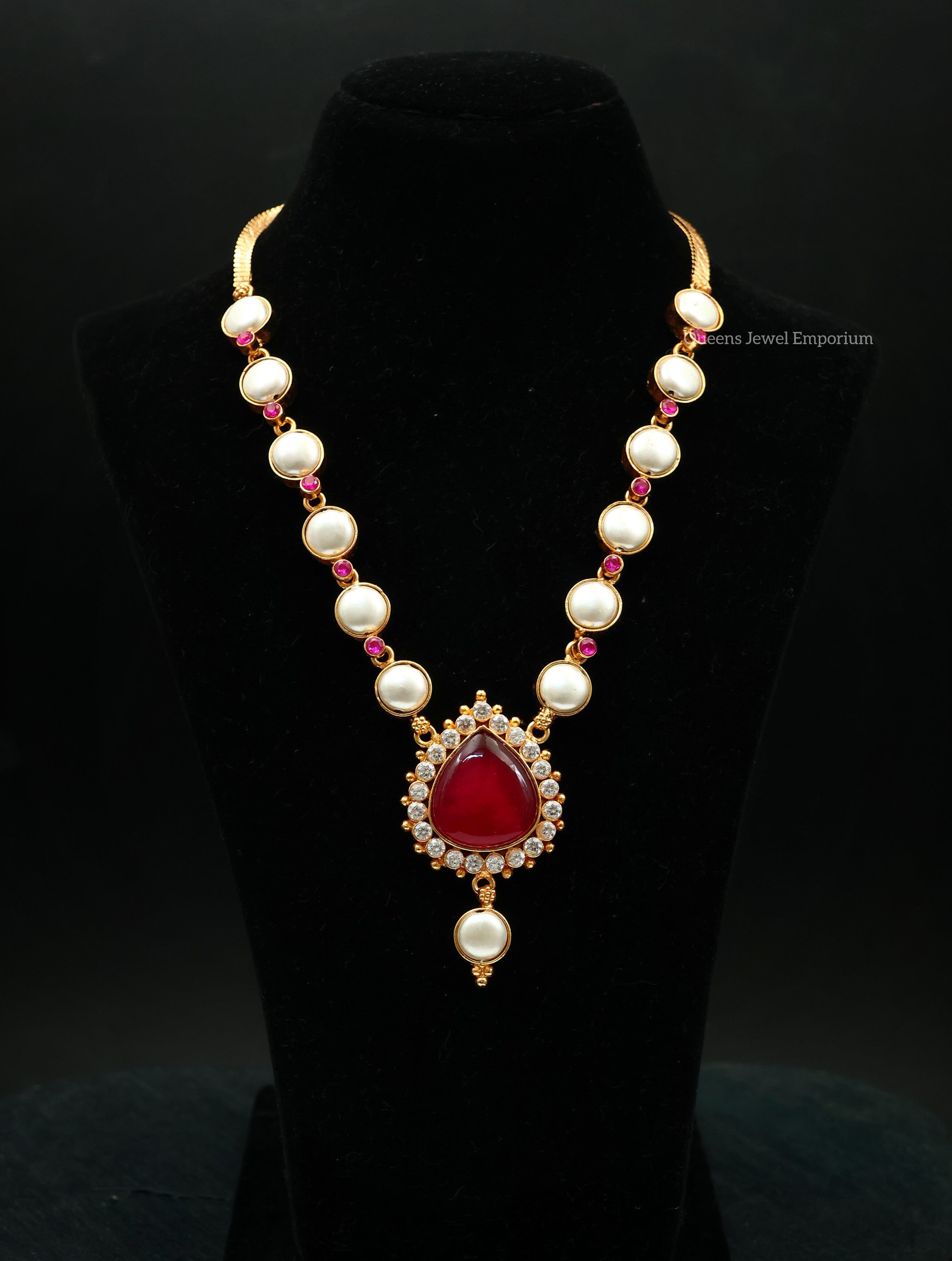 Kosalai Pear Necklace - Maroon