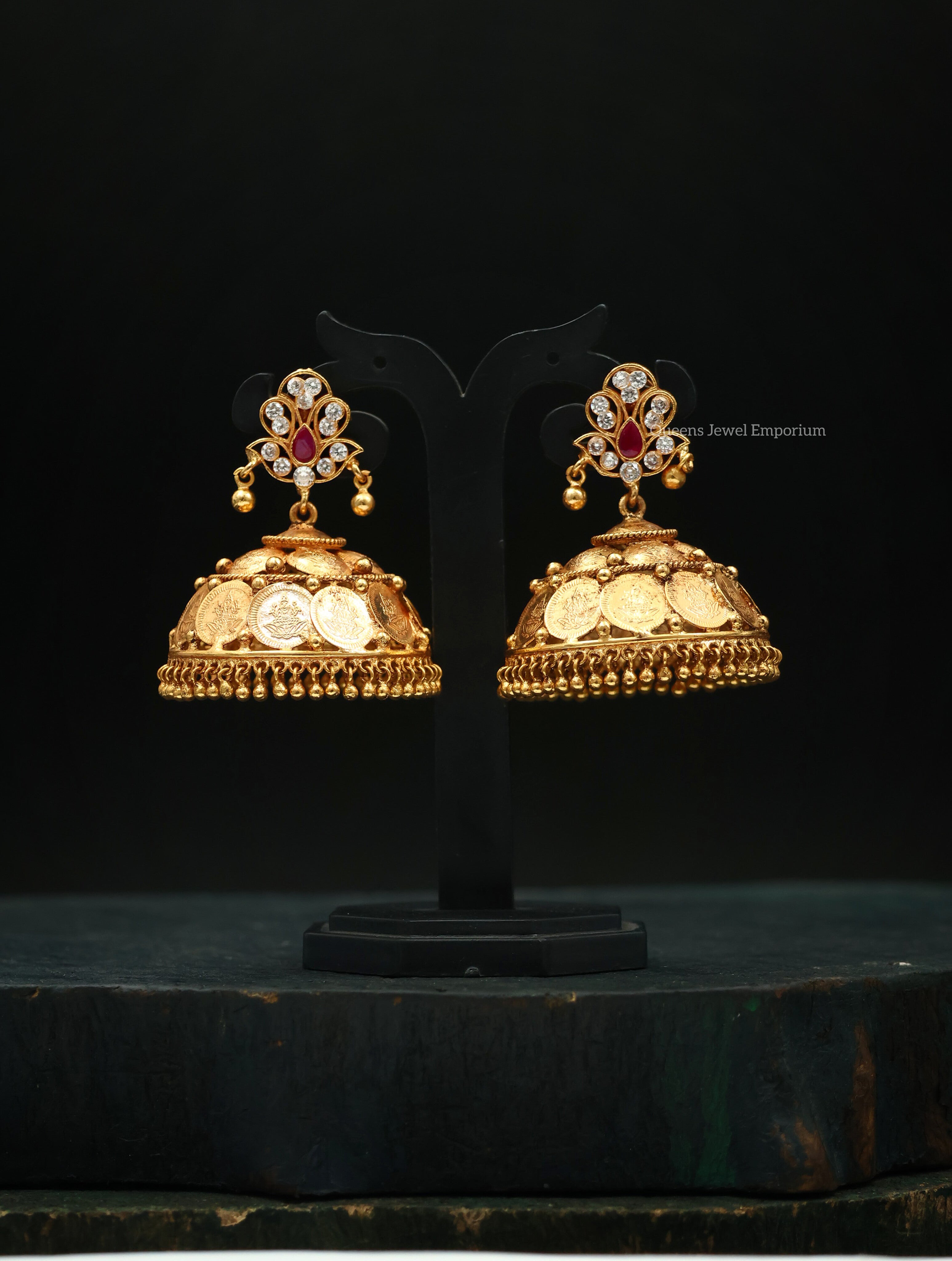 Dhanalakshmi Kasu Jhumka
