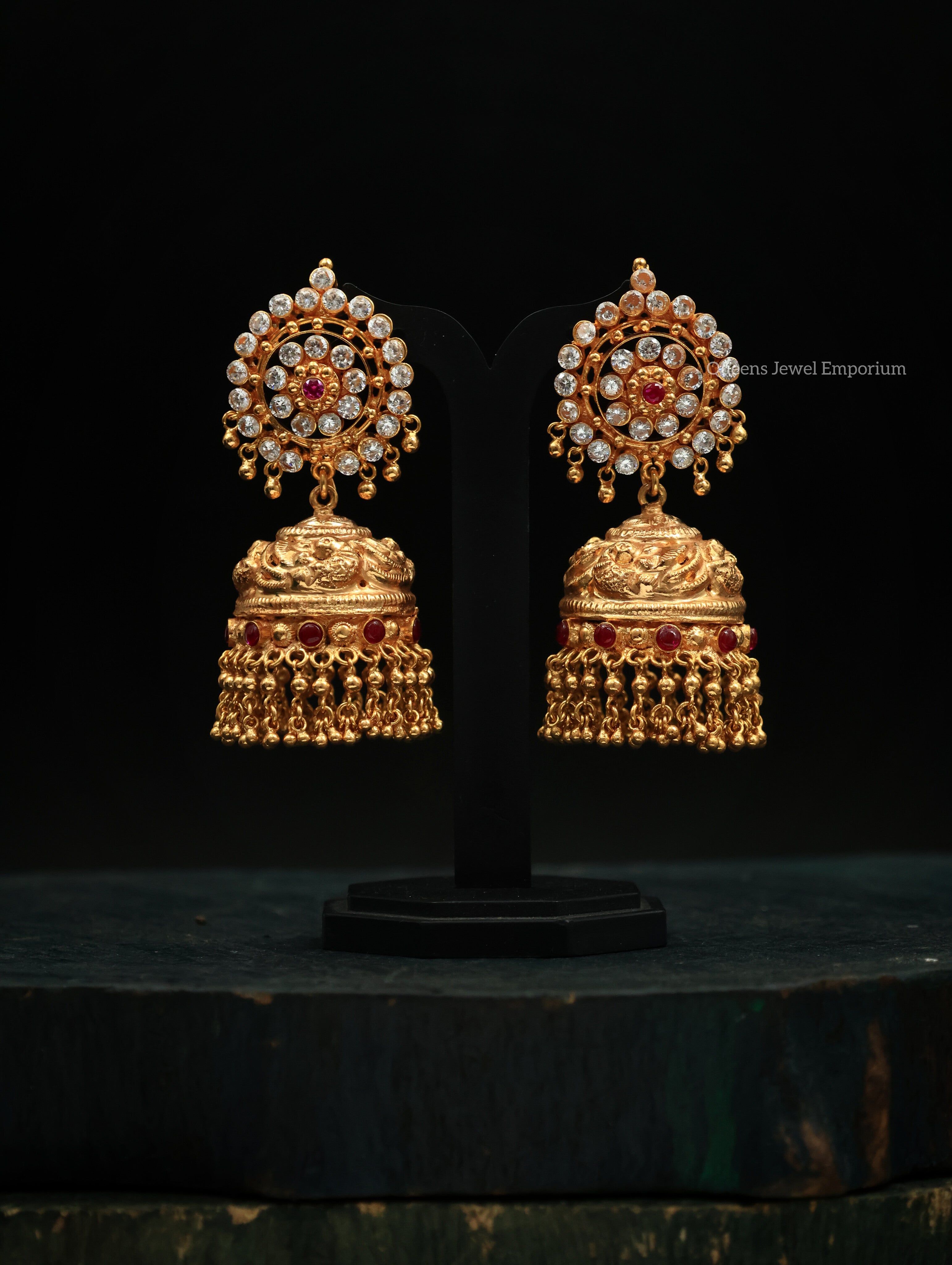 Magizhmathi Jhumka