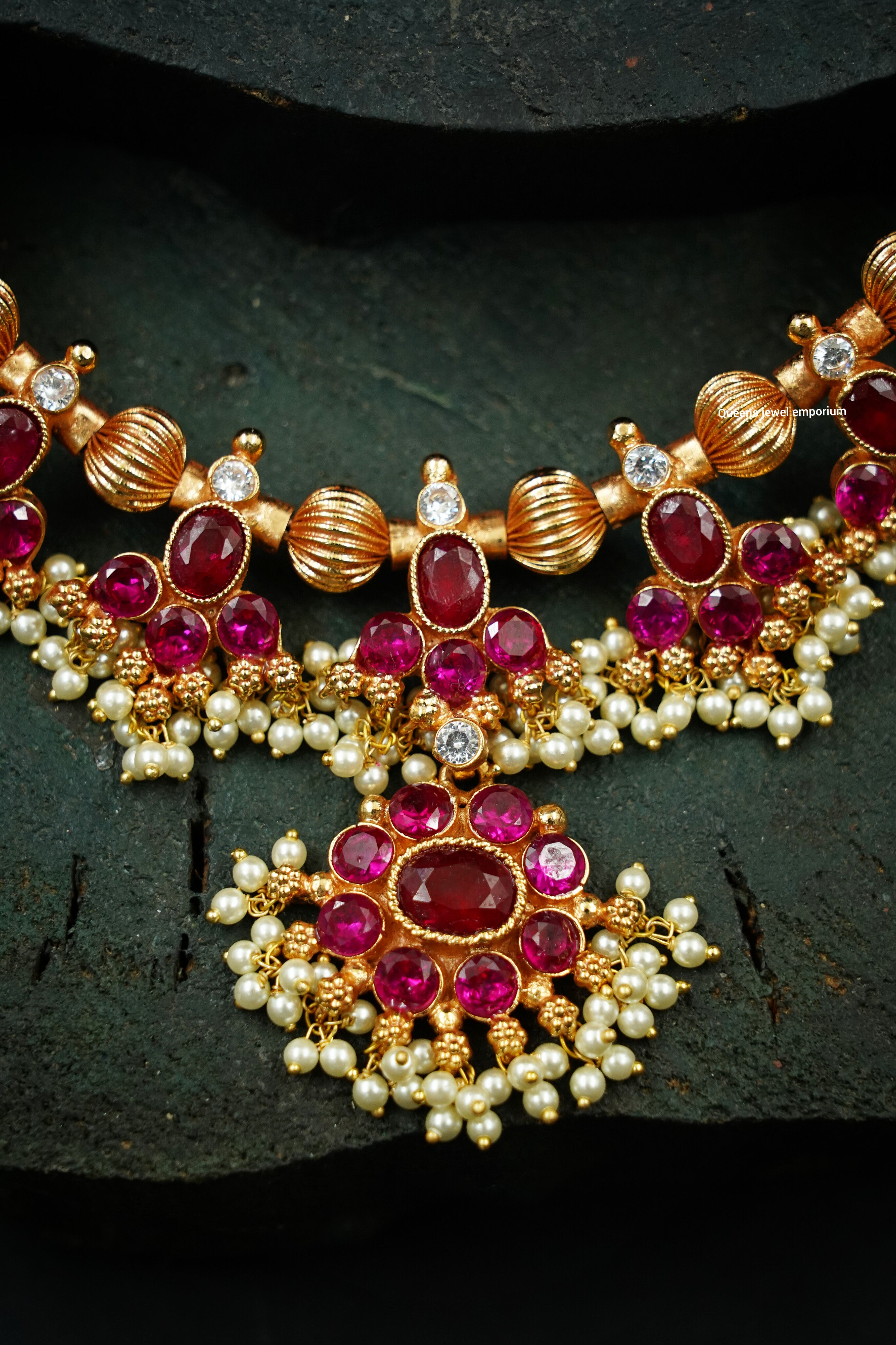 Aaravi Balaji Pink Necklace