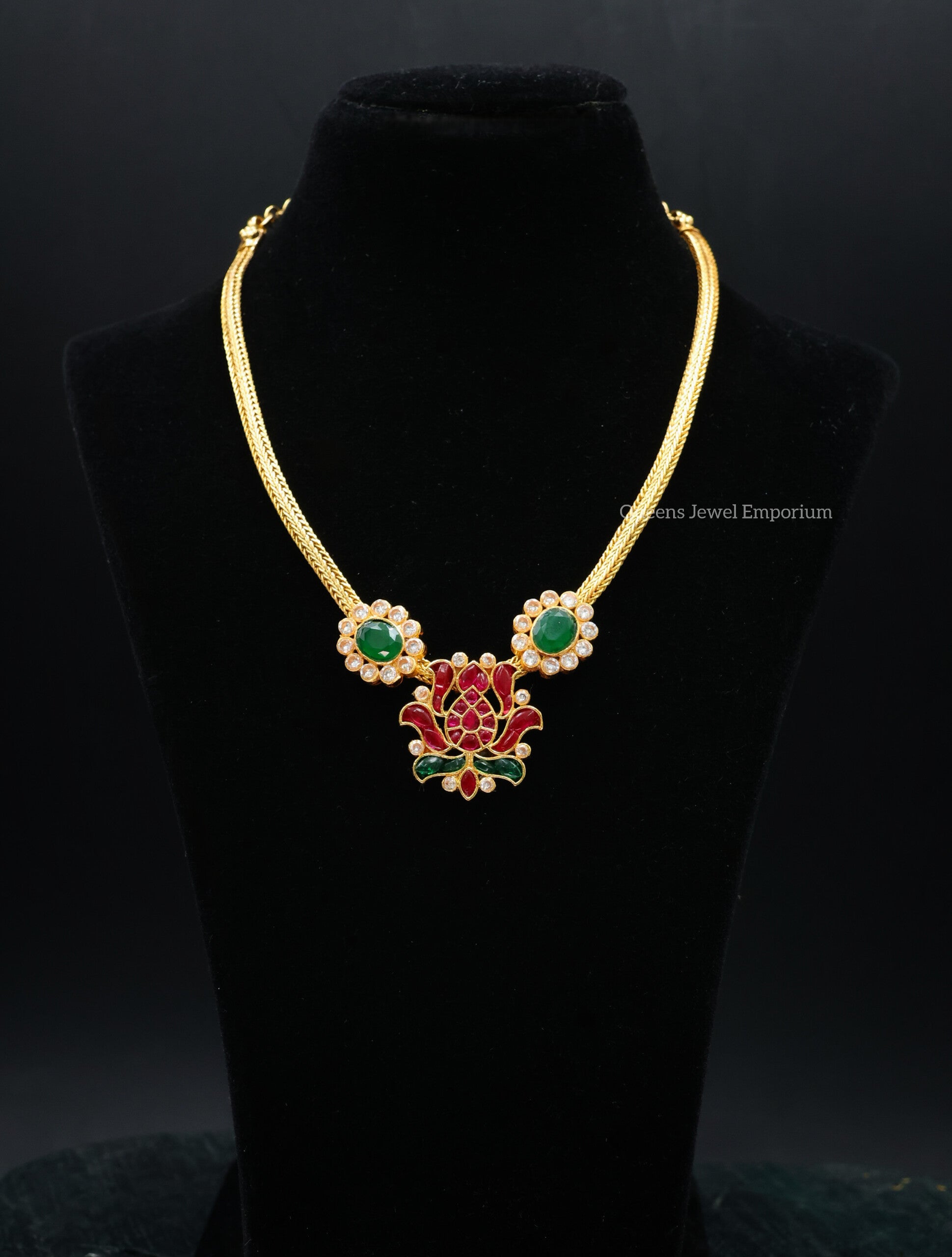 Pushpavalli Necklace