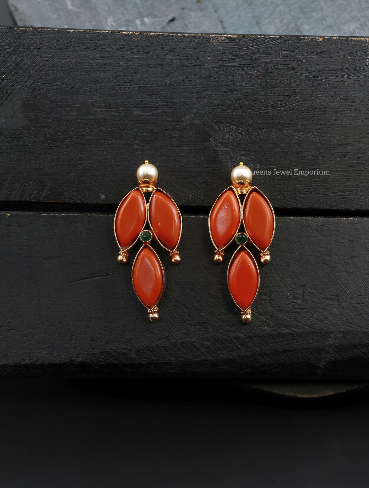 Pichipoo Coral Earring