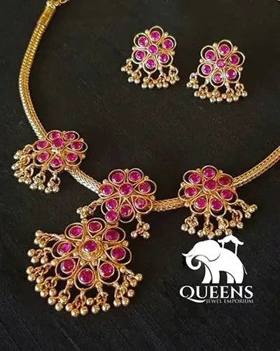 JAYAPRADHA GARNET NECKLACE - Queens Jewel Emporium