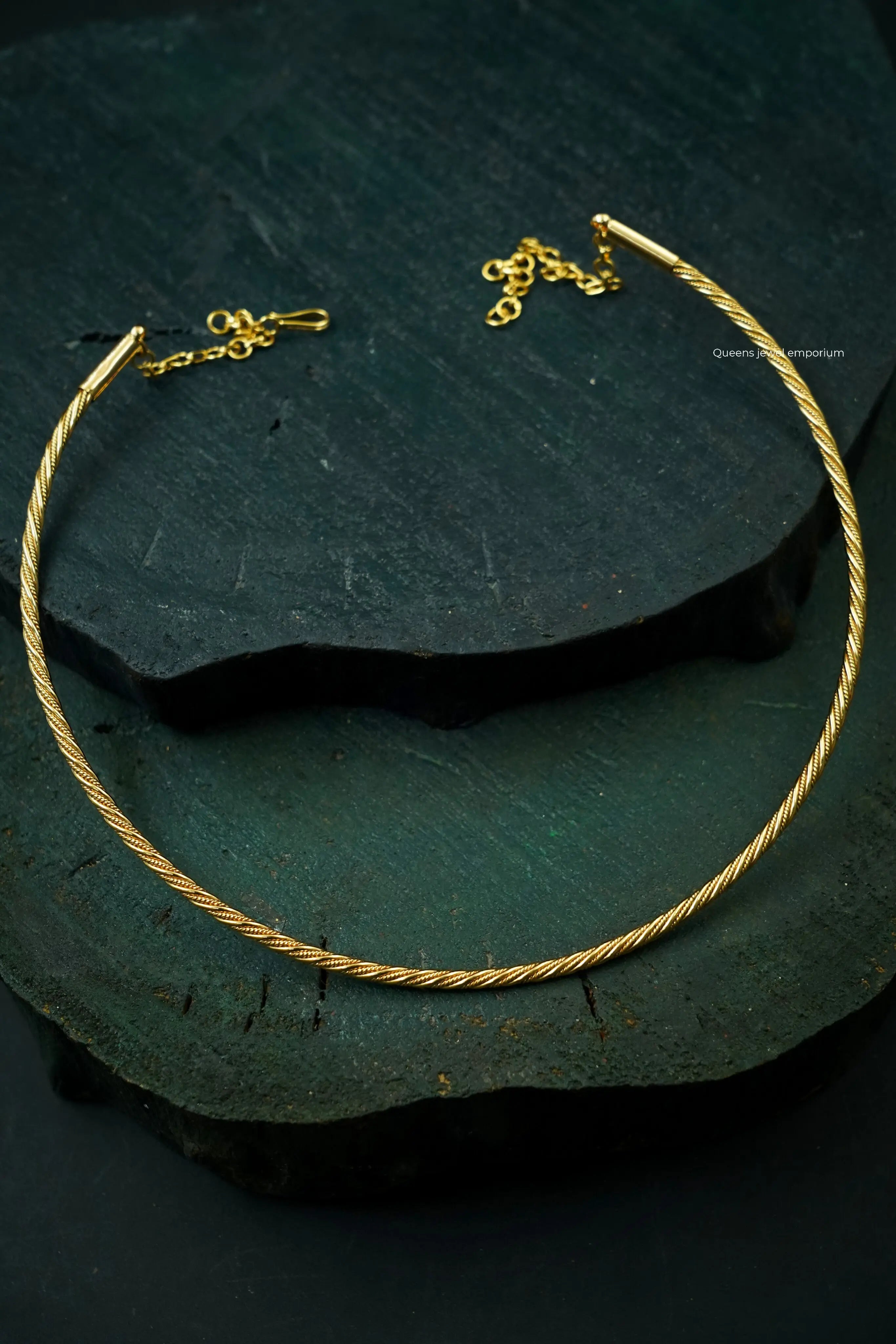 Janaki Hasli Necklace Queens_aadi