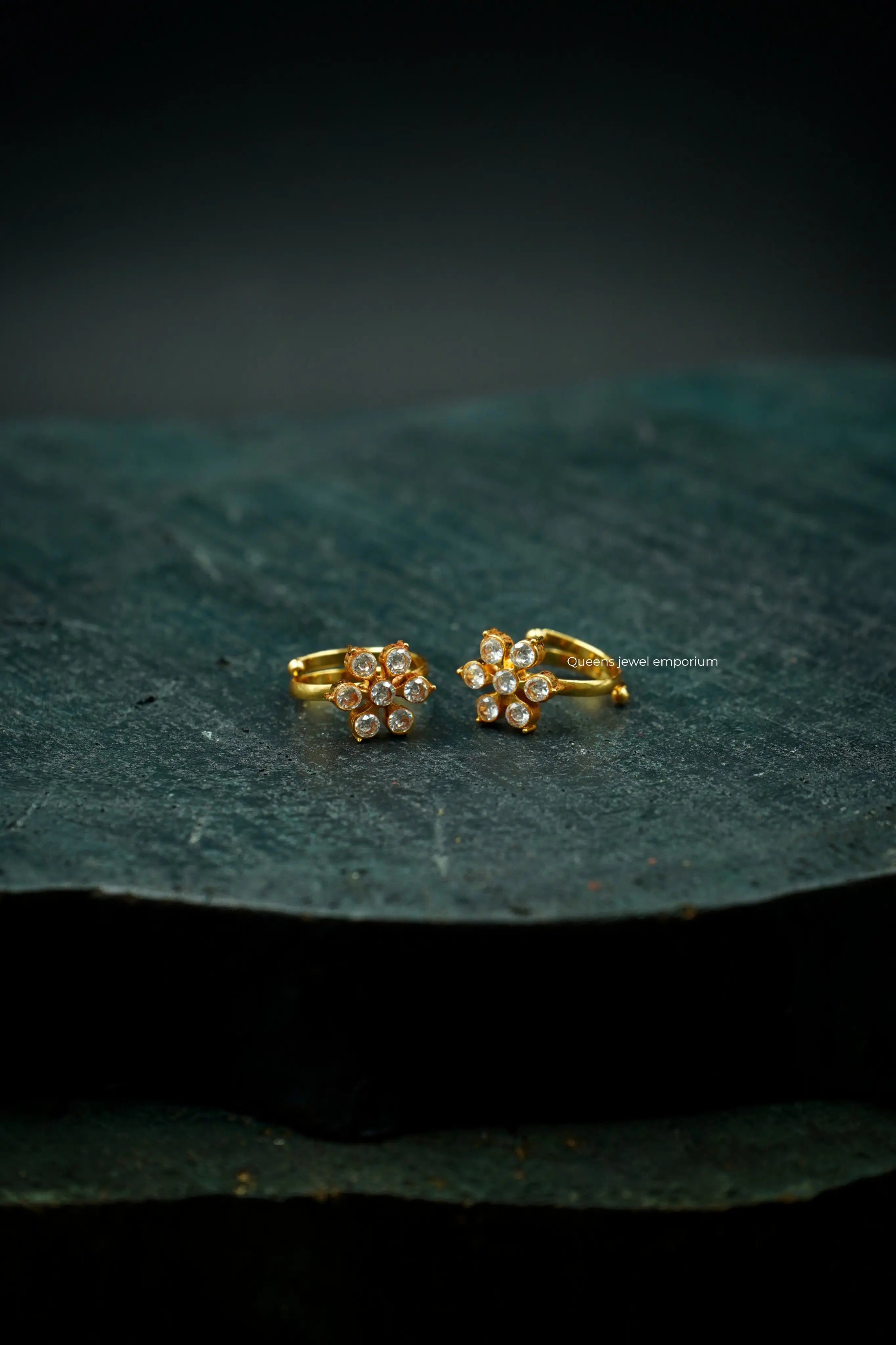 KANIKA TOE RING - Queens Jewel Emporium