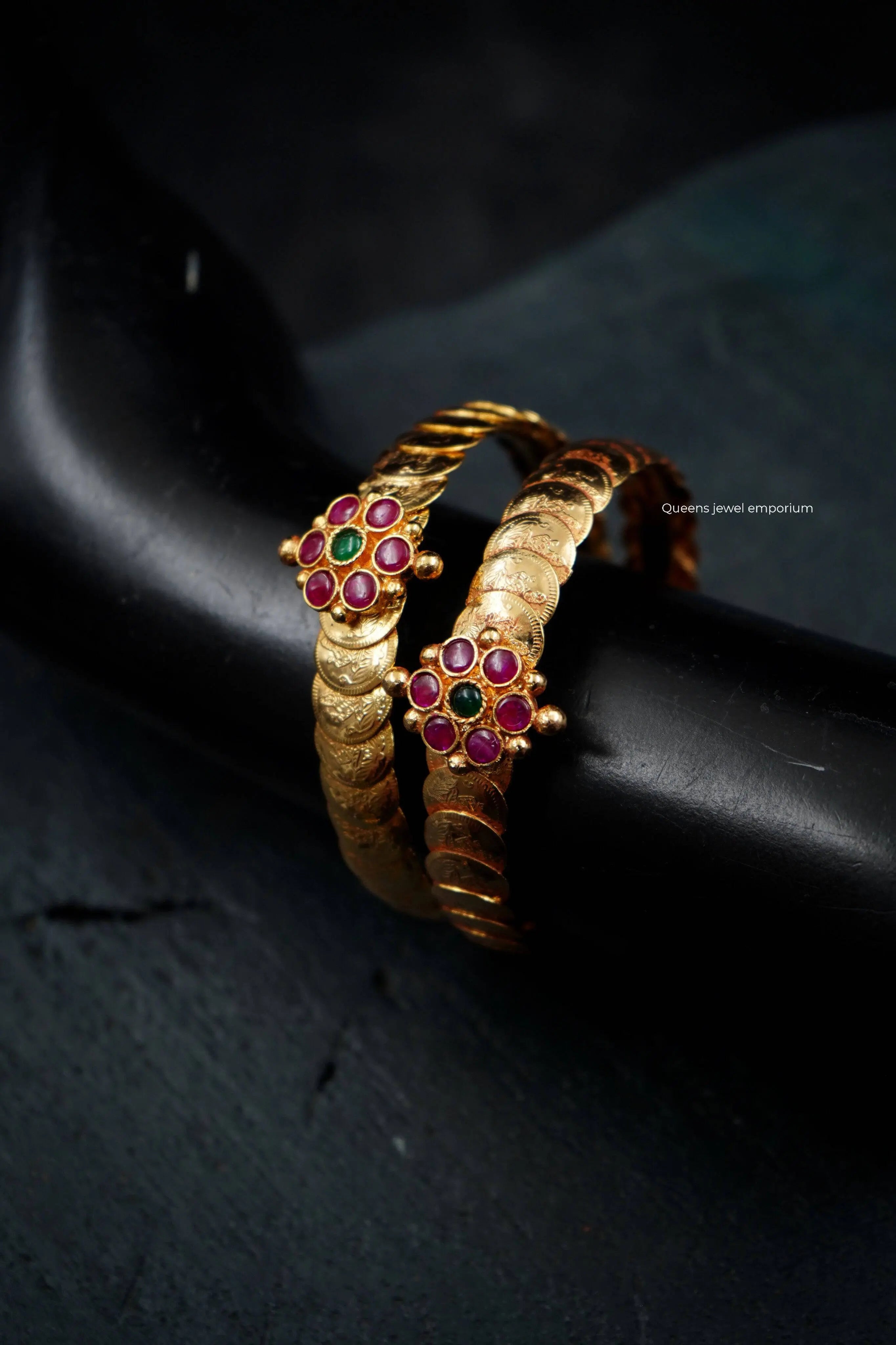 KANYA KASU BANGLES - Queens Jewel Emporium