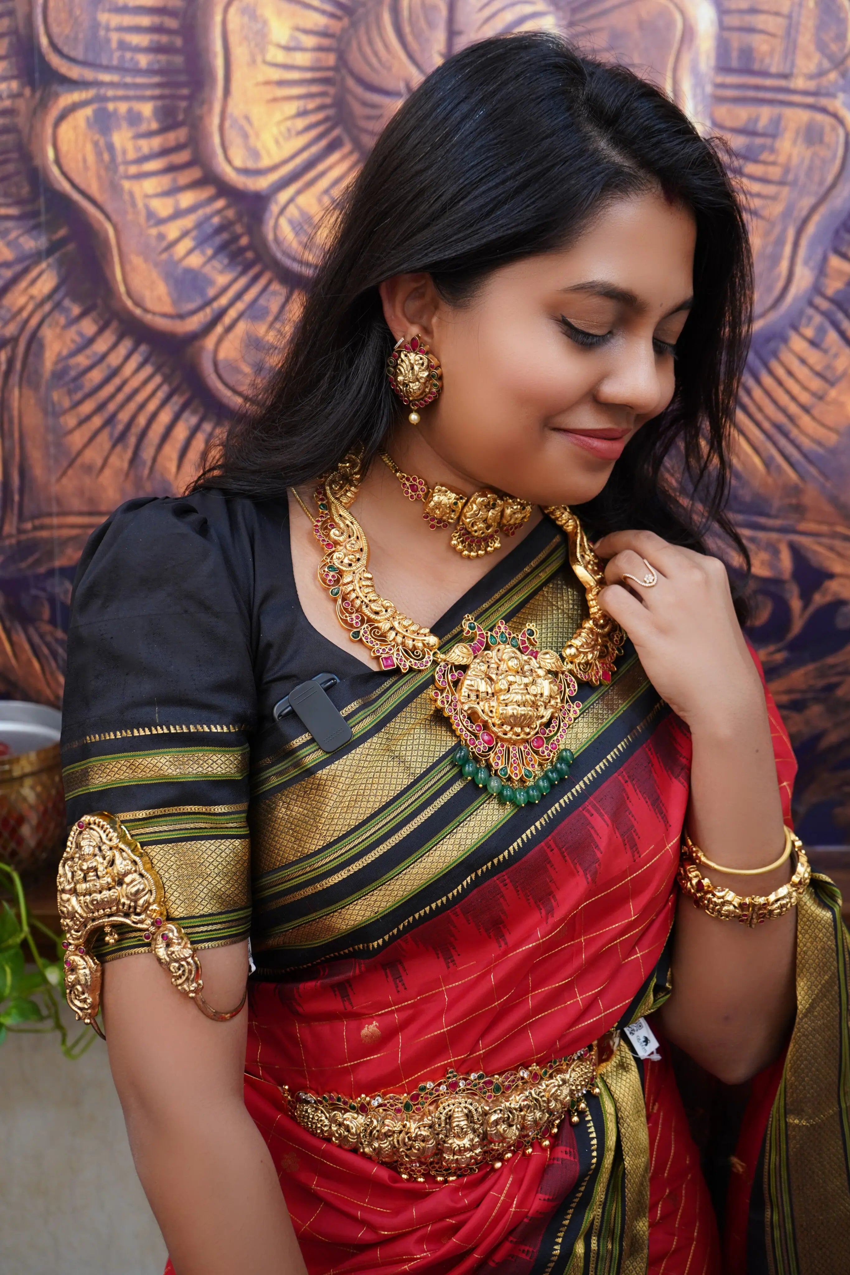 KAVIYA THALAIVI NAGAS LOOK - Queens Jewel Emporium