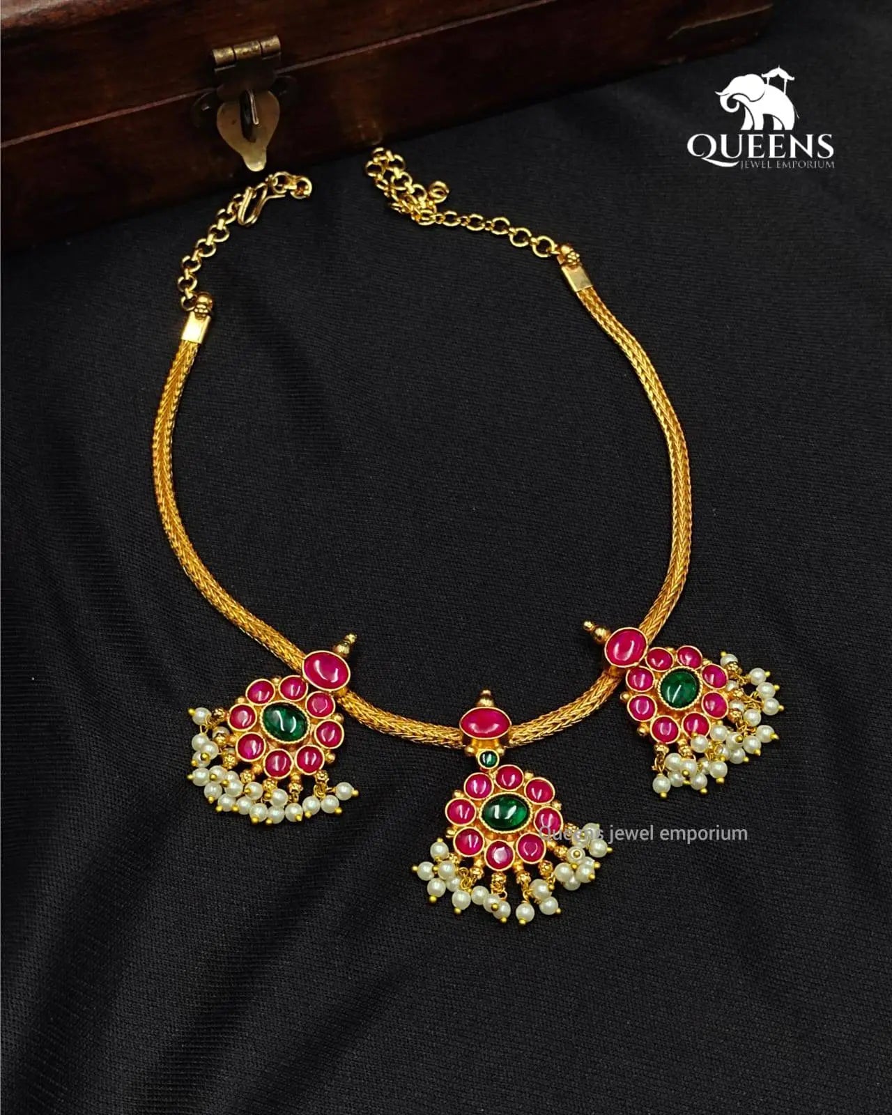 KAVIYAM PATHAKAM KEMP NECKLACE - Queens Jewel Emporium