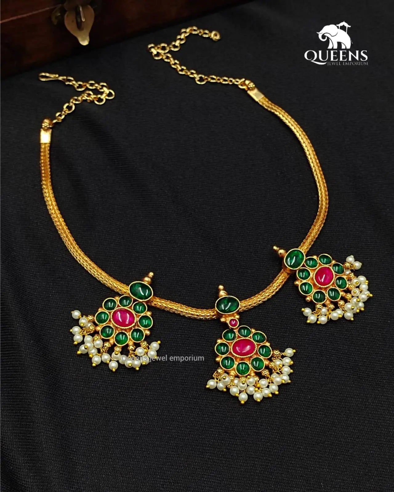 KAVIYAM PATHAKAM KEMP NECKLACE - Queens Jewel Emporium