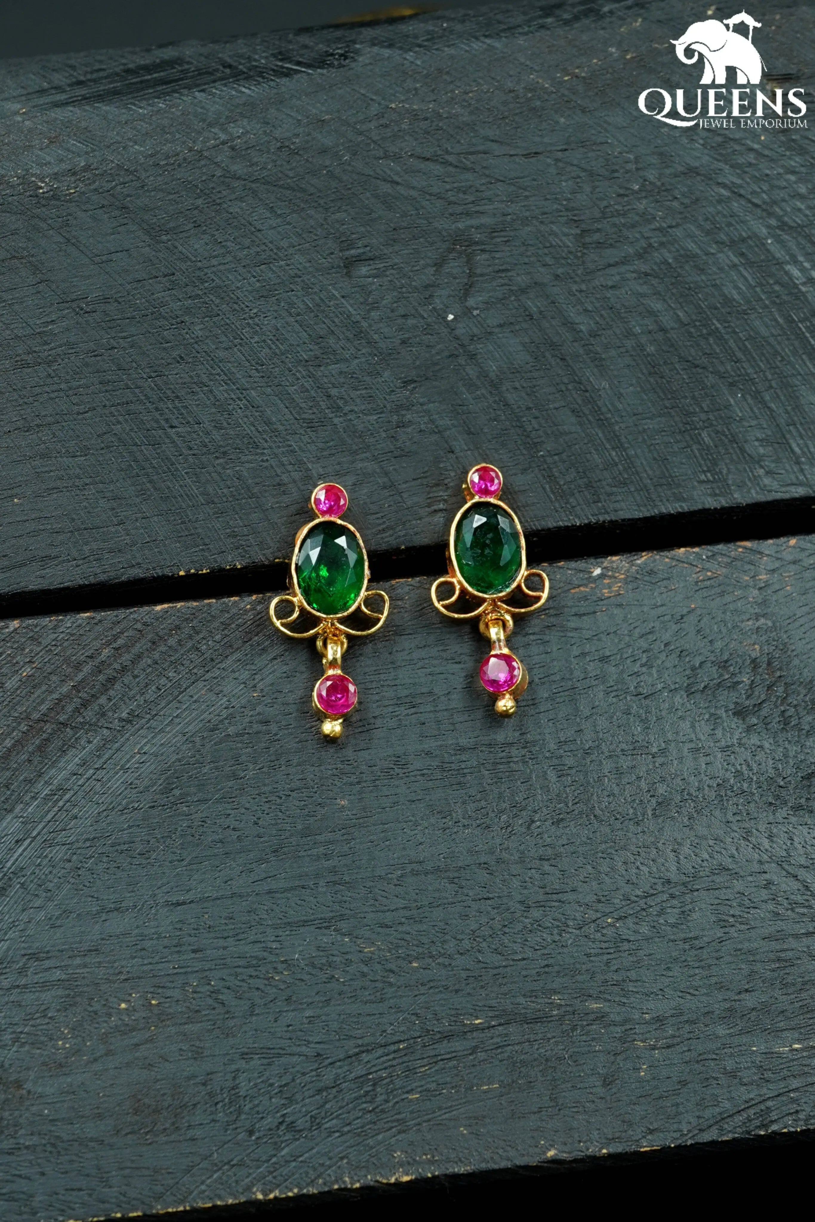 KAYAL SIMPLE STUD - GREEN - Queens Jewel Emporium