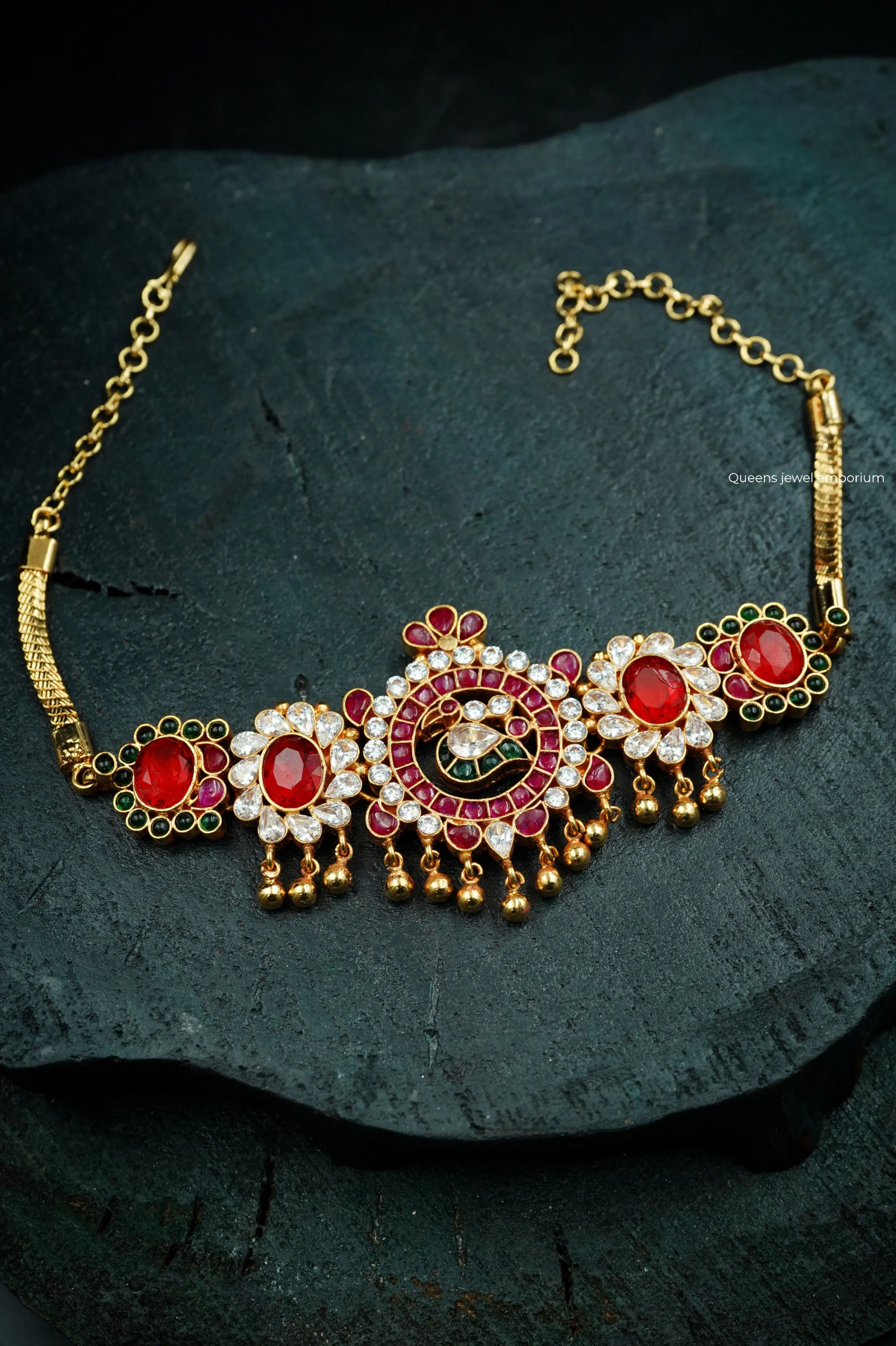 KAYALMIZHI CHOKER - RED - Queens Jewel Emporium