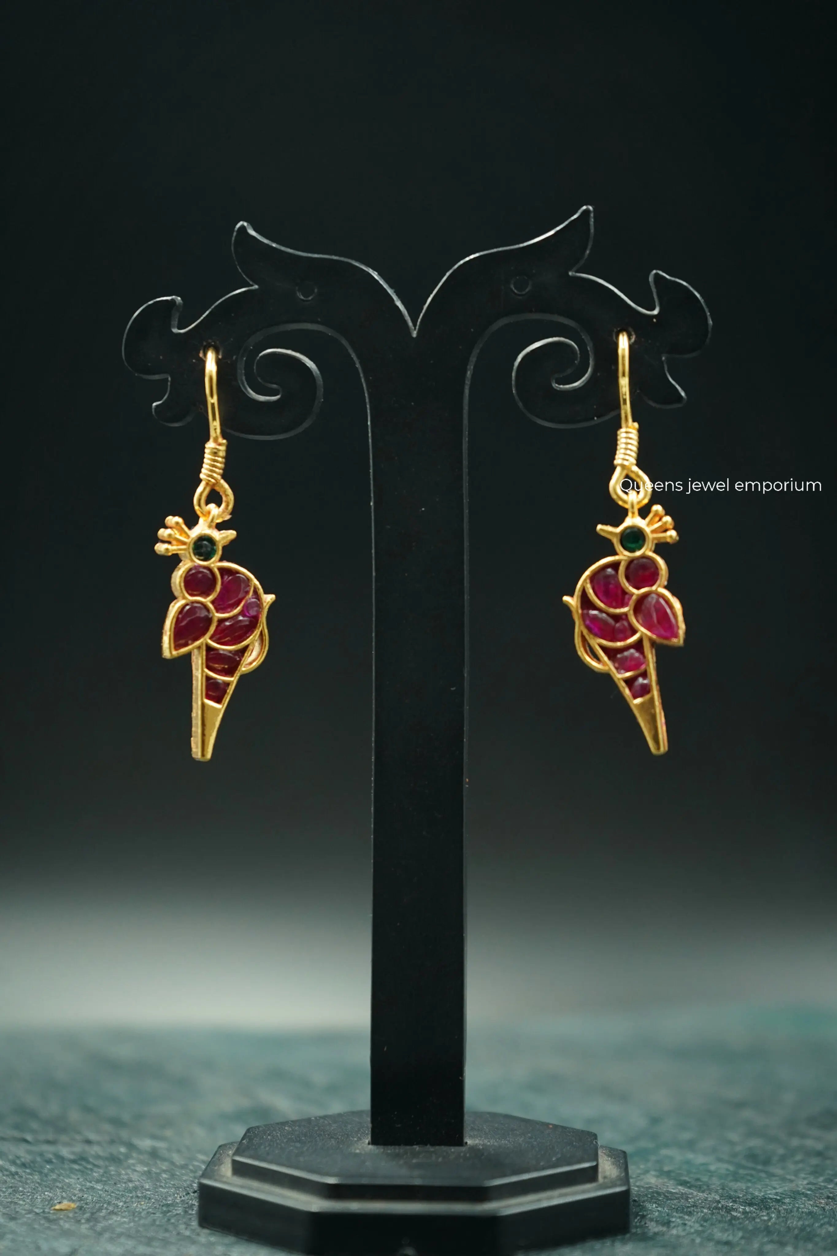 KIZHI NECKLACE - RED - Queens Jewel Emporium