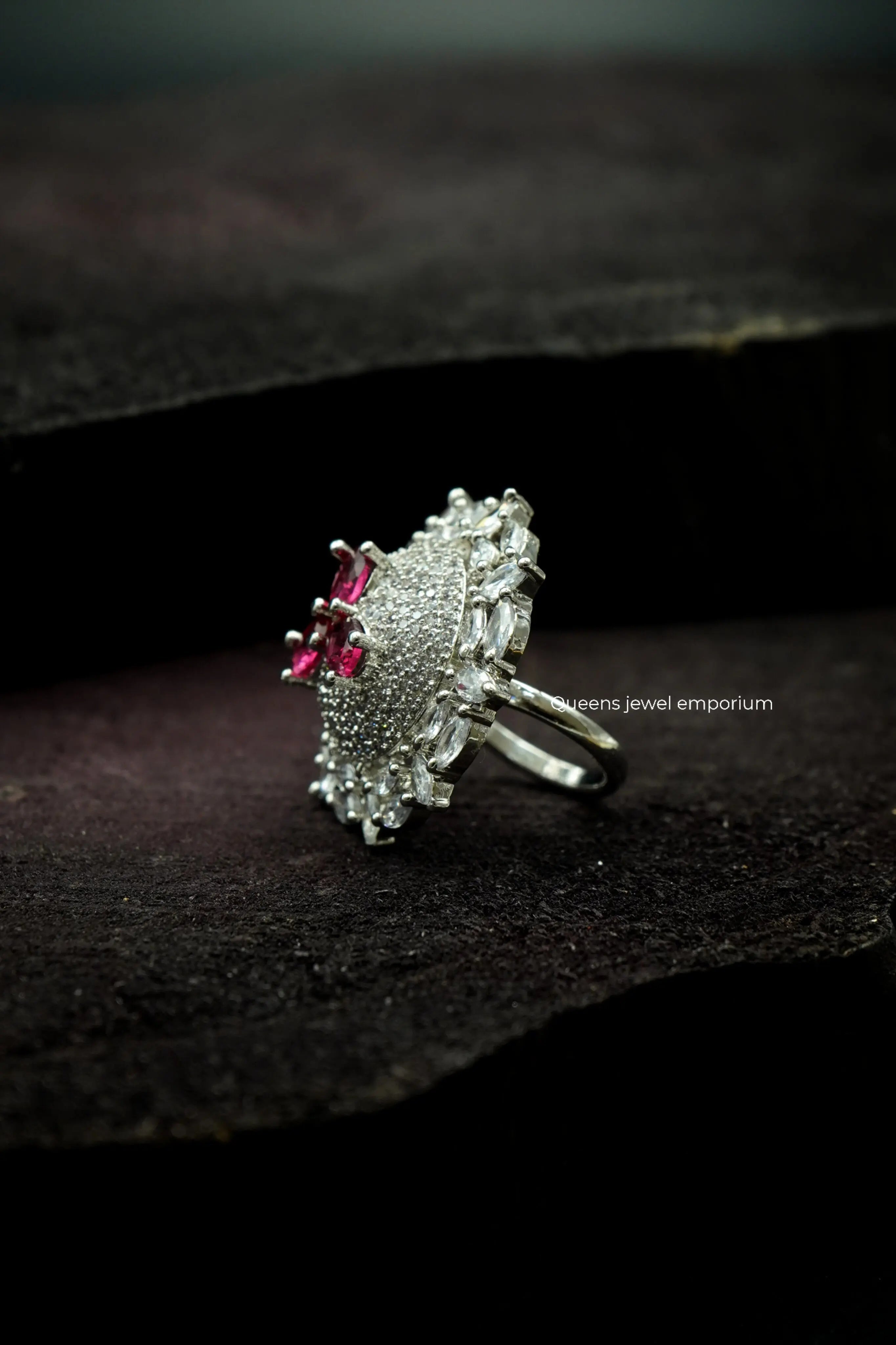 KRITI FINGER RING - Queens Jewel Emporium