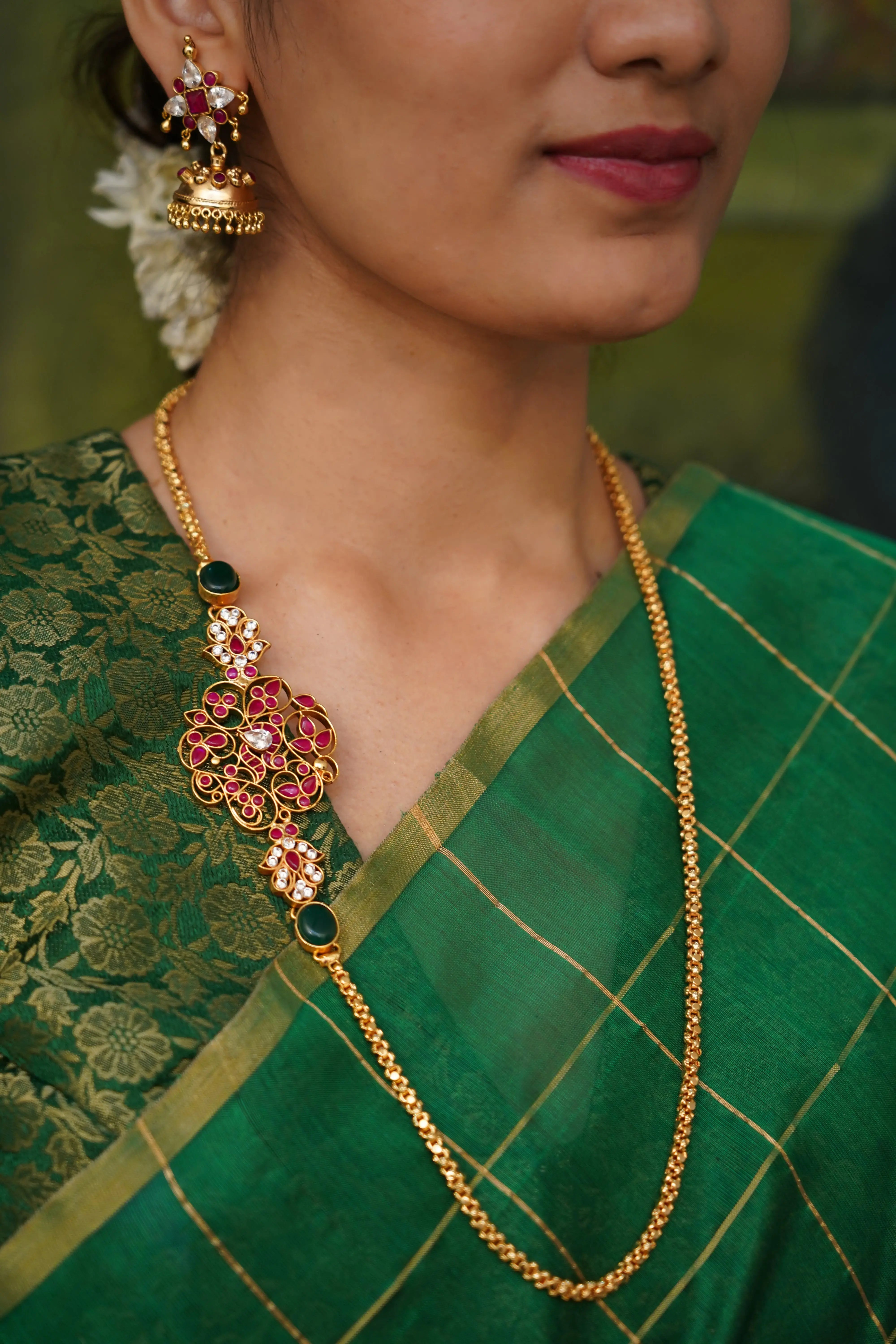 Kamala mugappu chain Queens_mugappu