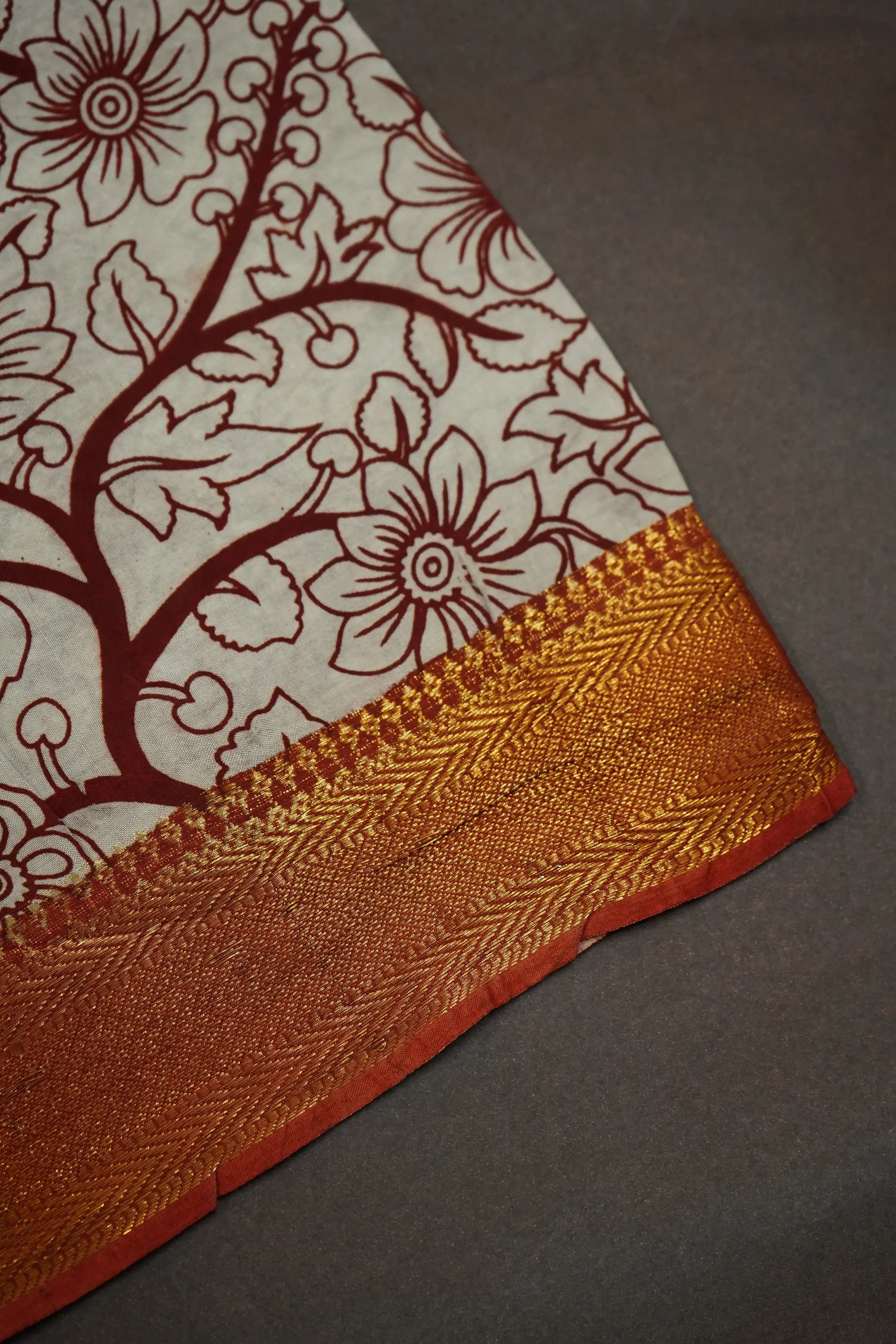 LEMON GINGER WITH ROSE VALE MANGALGIRI SAREE - Queens Jewel Emporium