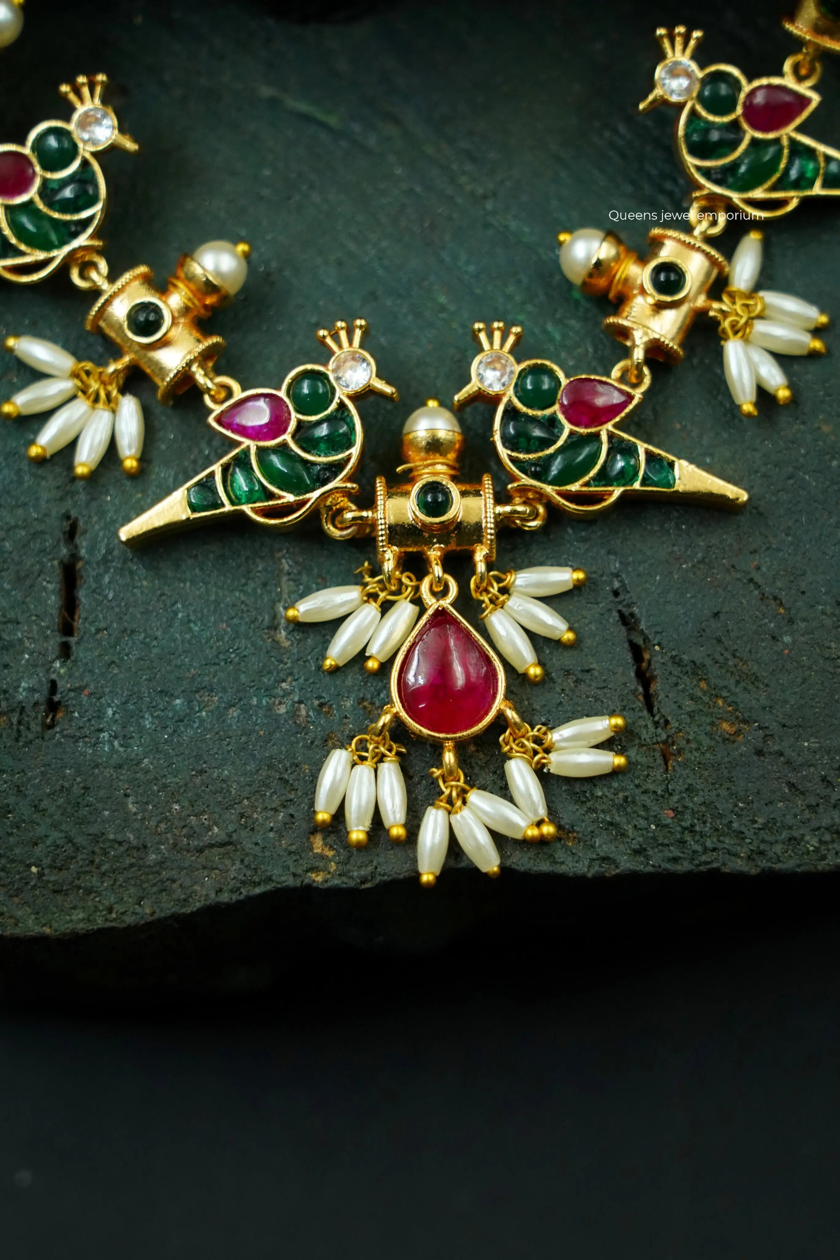 Lalitha parrot necklace Queens_aadi
