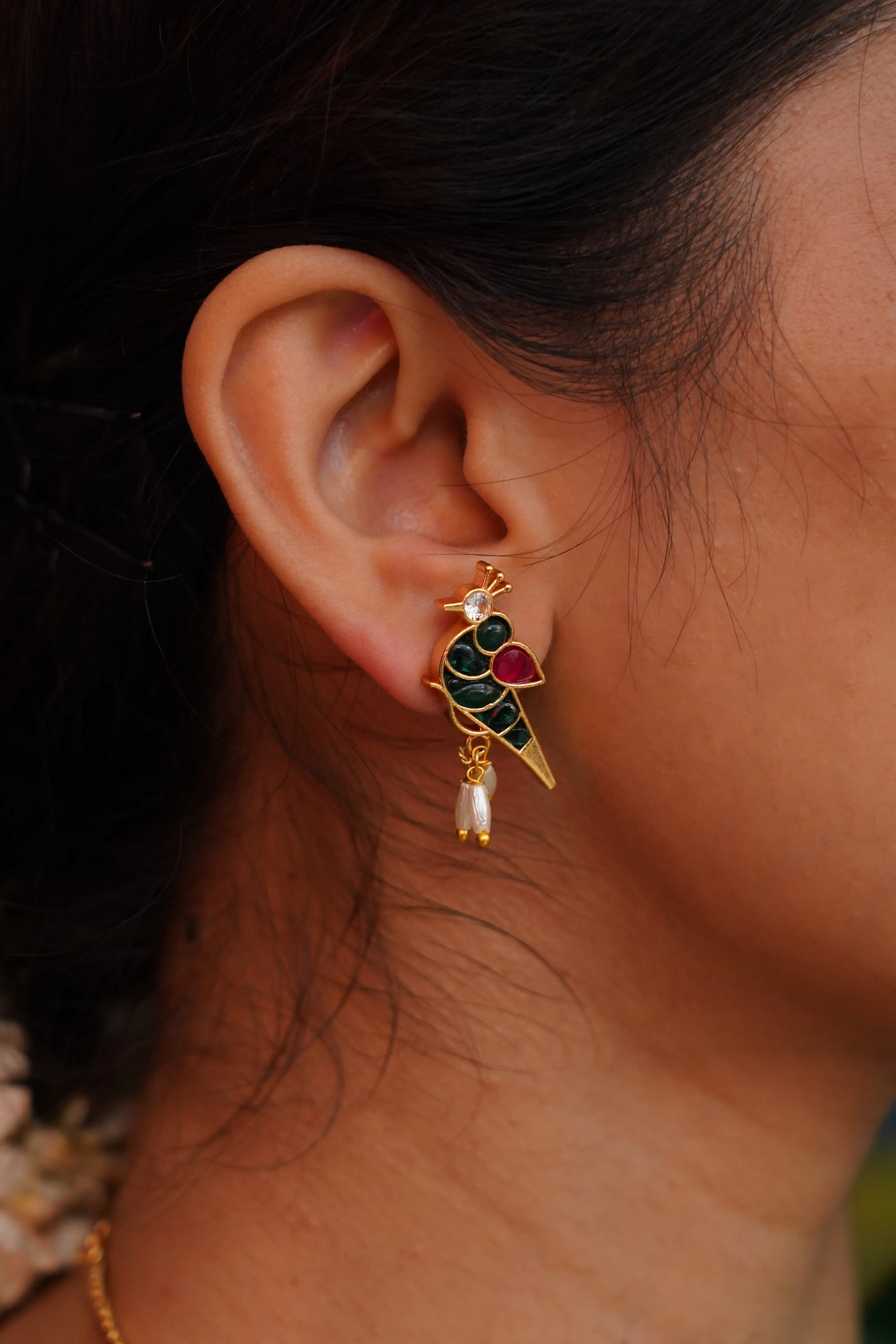 Lalitha parrot necklace Queens_aadi