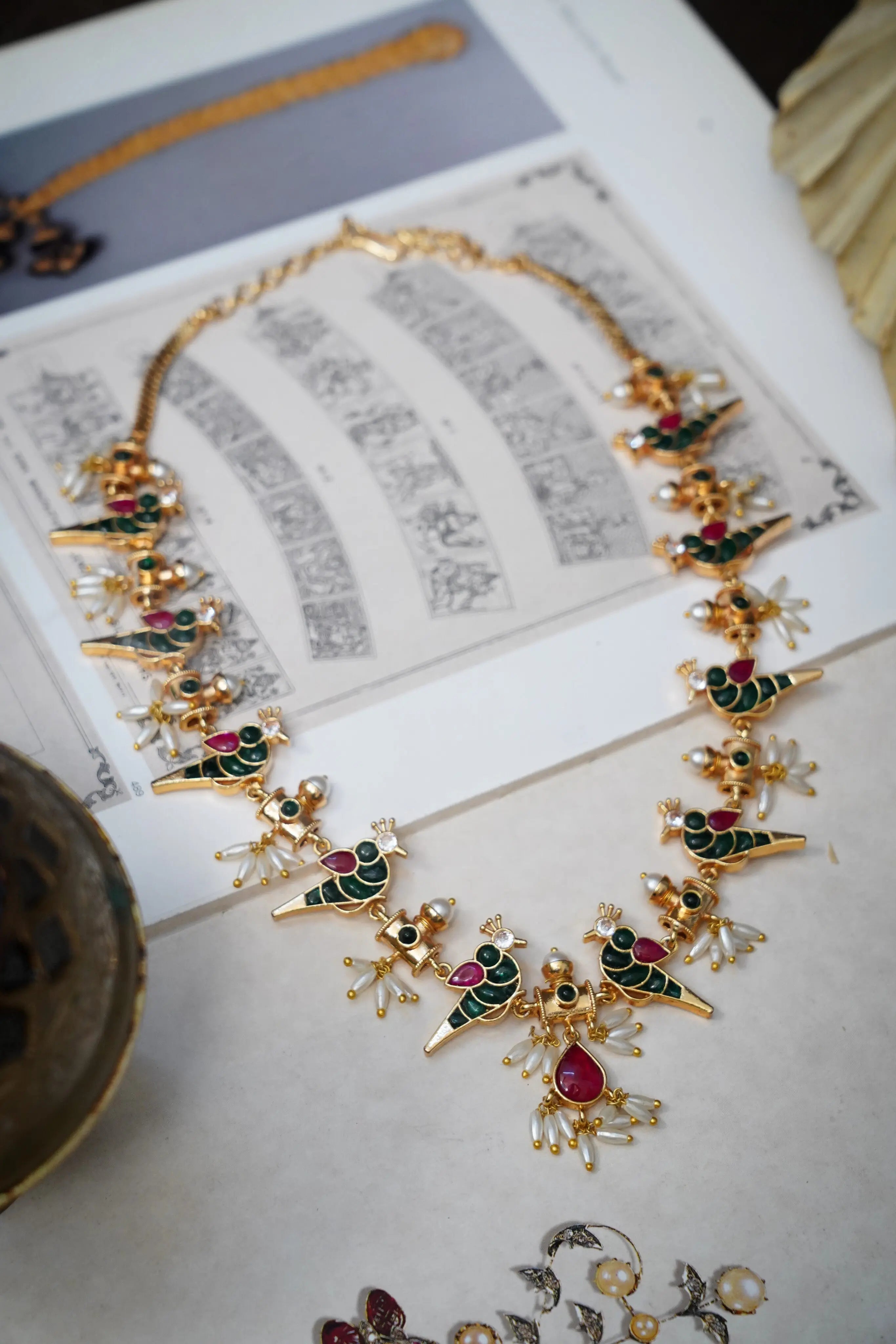 Lalitha parrot necklace Queens_aadi
