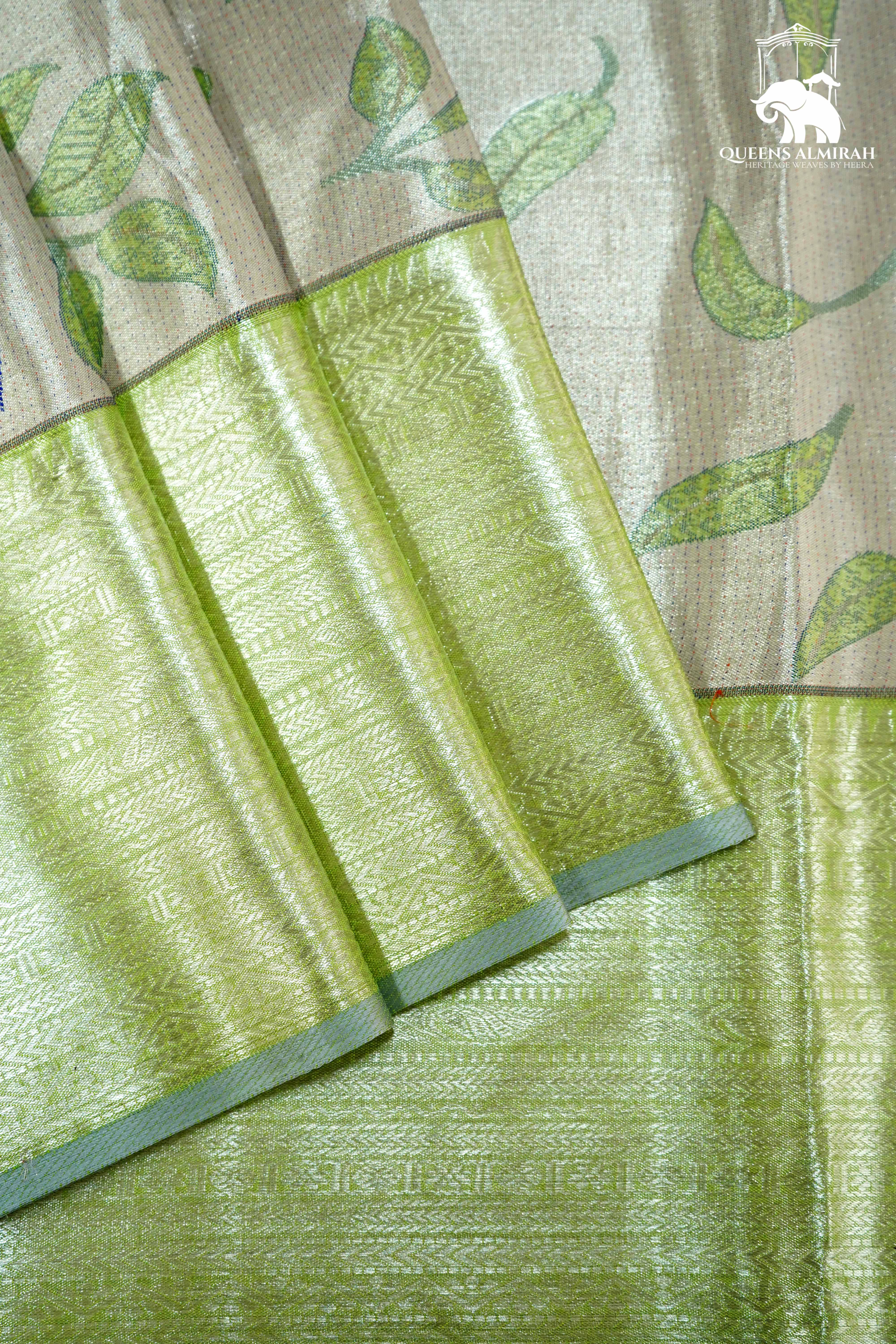 LIGHT CREAM WITH PISTA GREEN KANCHIVARAM SILK SAREE - Queens Jewel Emporium