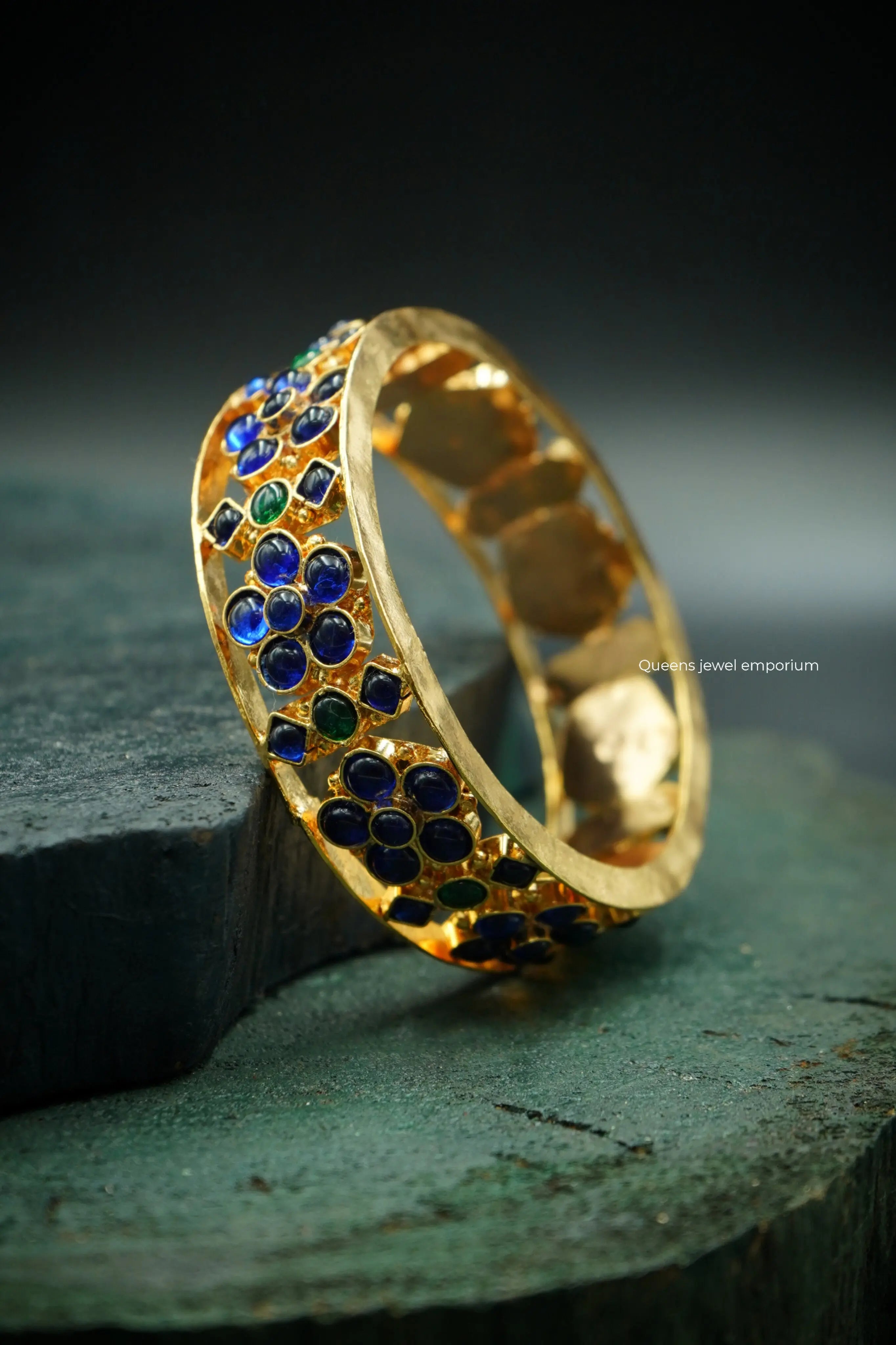 MADHAVI KEMP BANGLE - BLUE - Queens Jewel Emporium