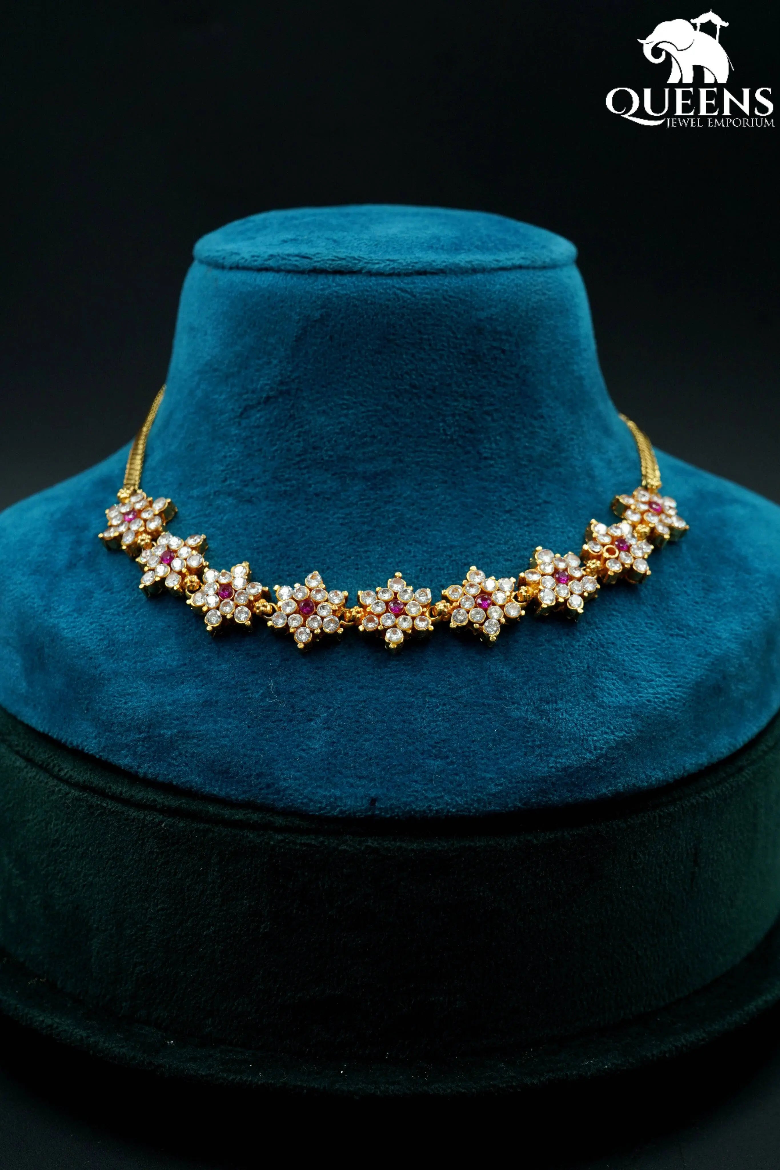 MALLIGAI LOOK - Queens Jewel Emporium