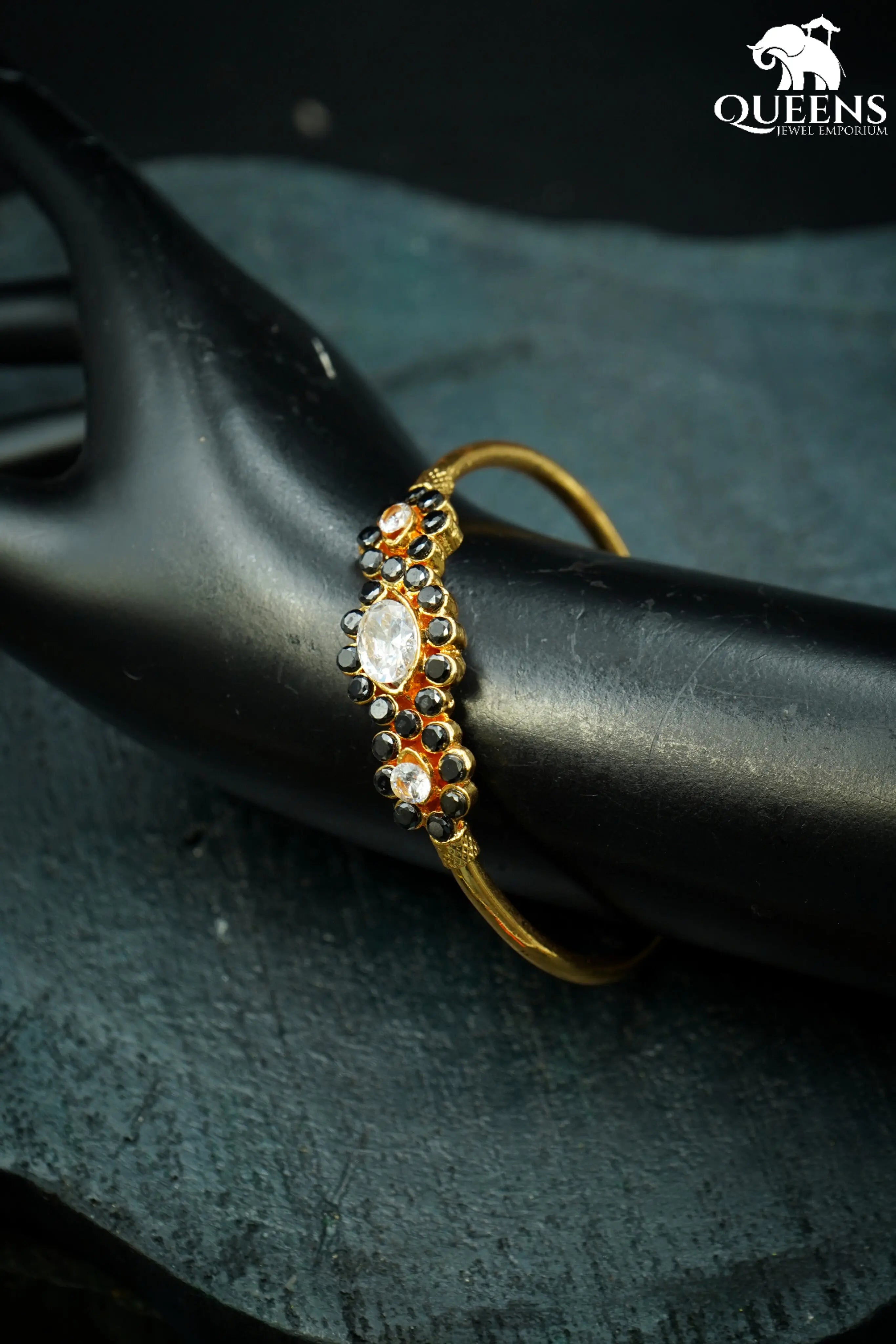 MANASI KADA BANGLE - Queens Jewel Emporium