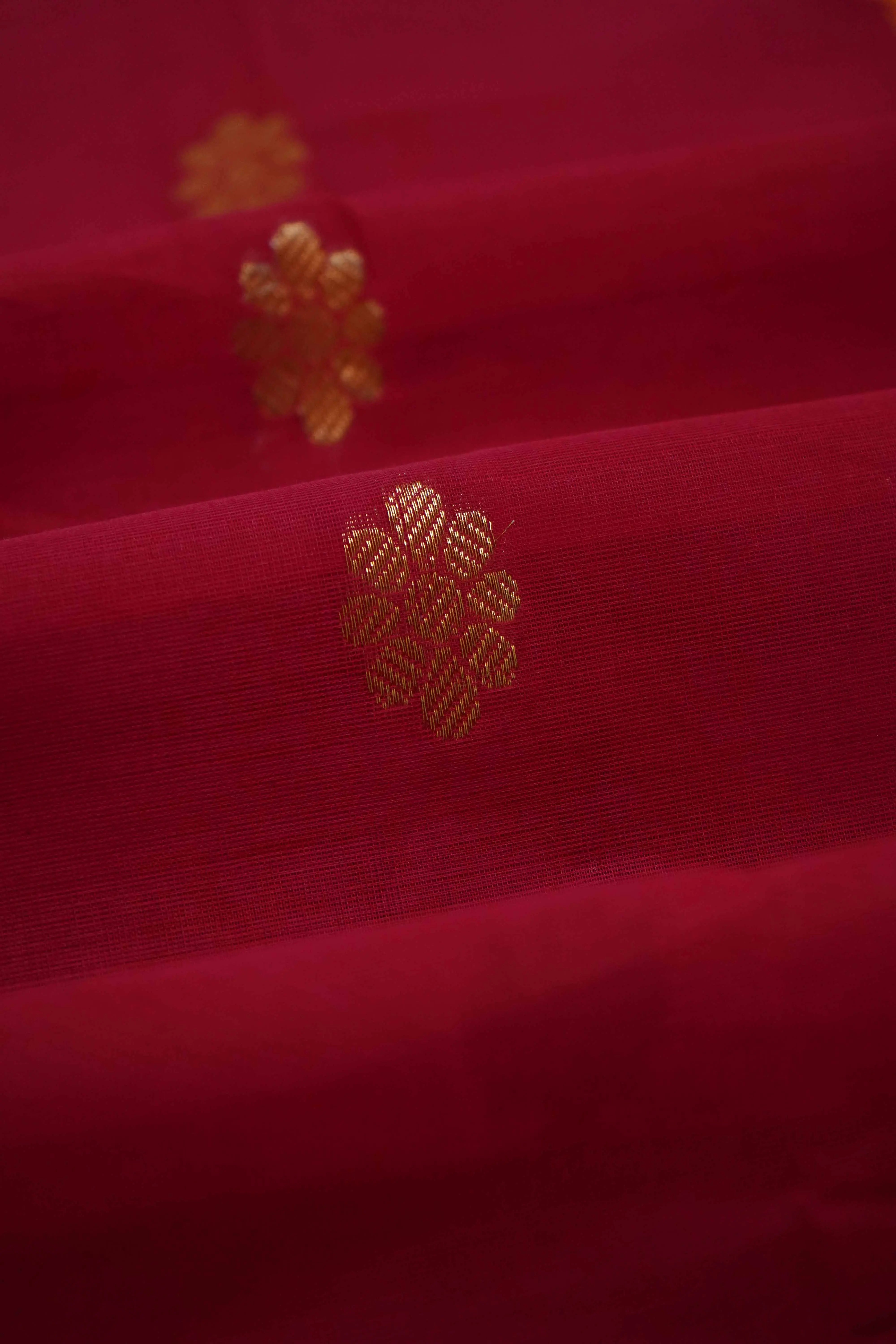 MAROON WITH DARK OLIVE KANCHI COTTON SAREE - Queens Jewel Emporium