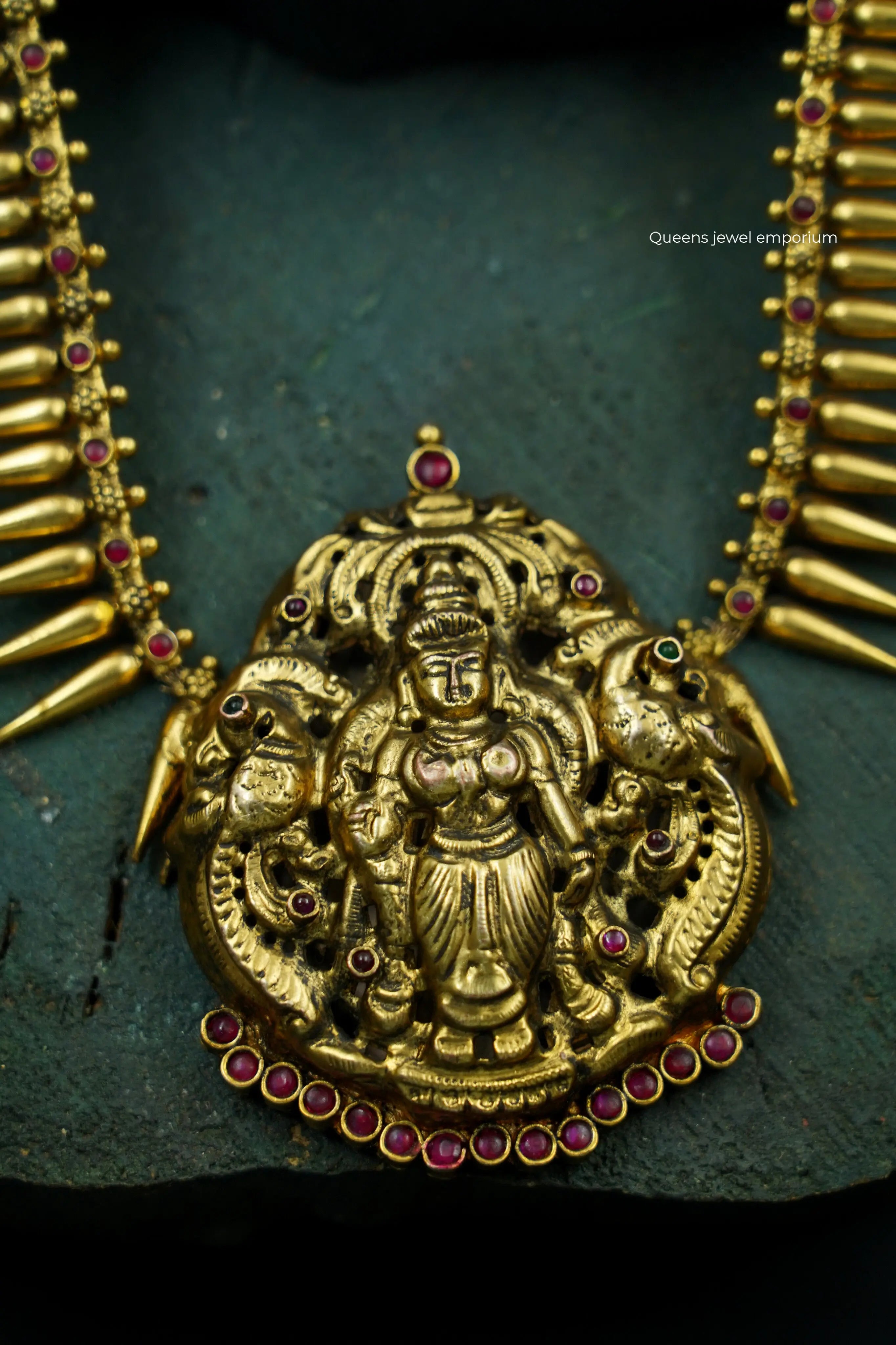 MEENAKSHI HARAM - Queens Jewel Emporium