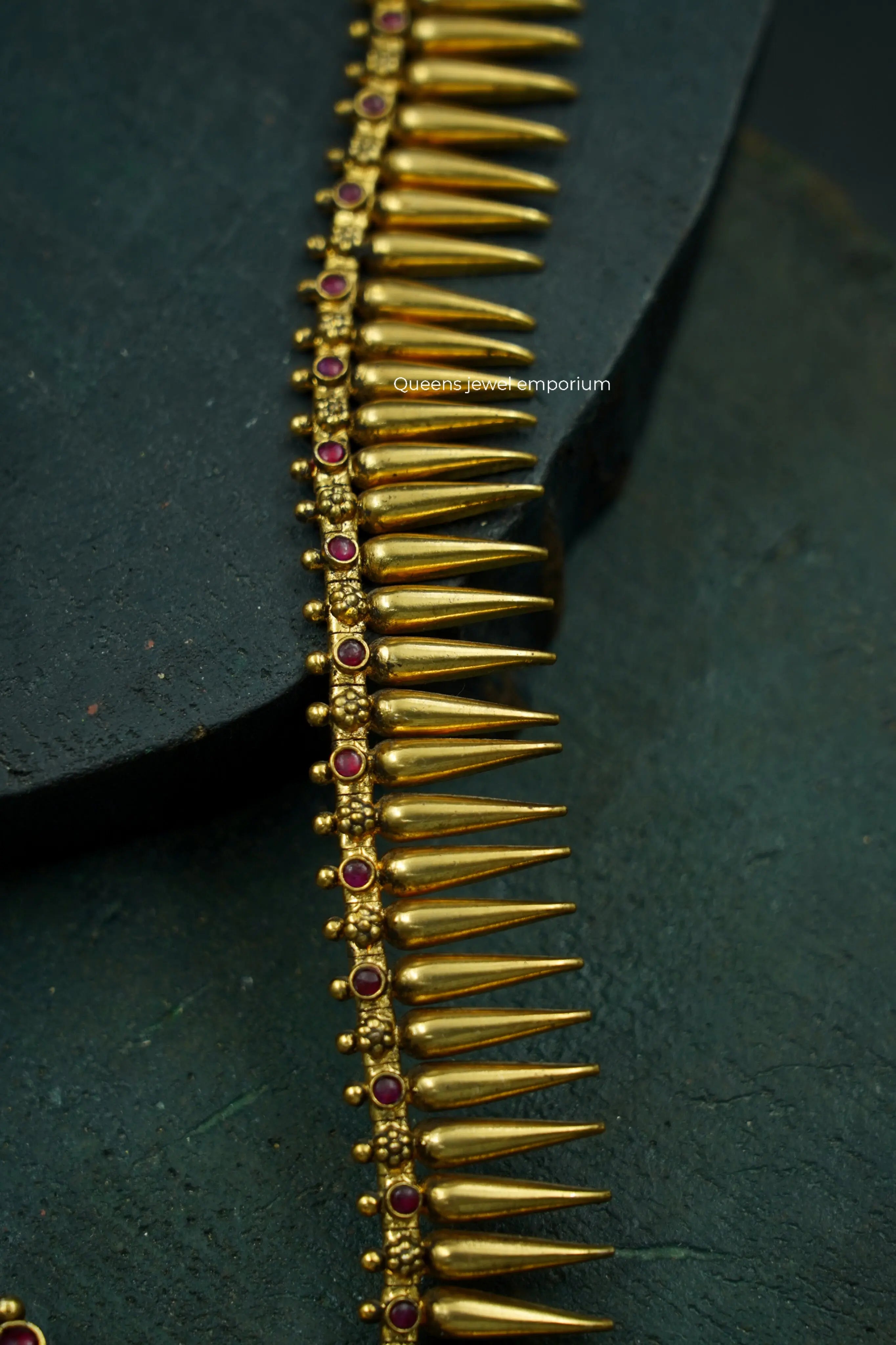 MEENAKSHI HARAM - Queens Jewel Emporium