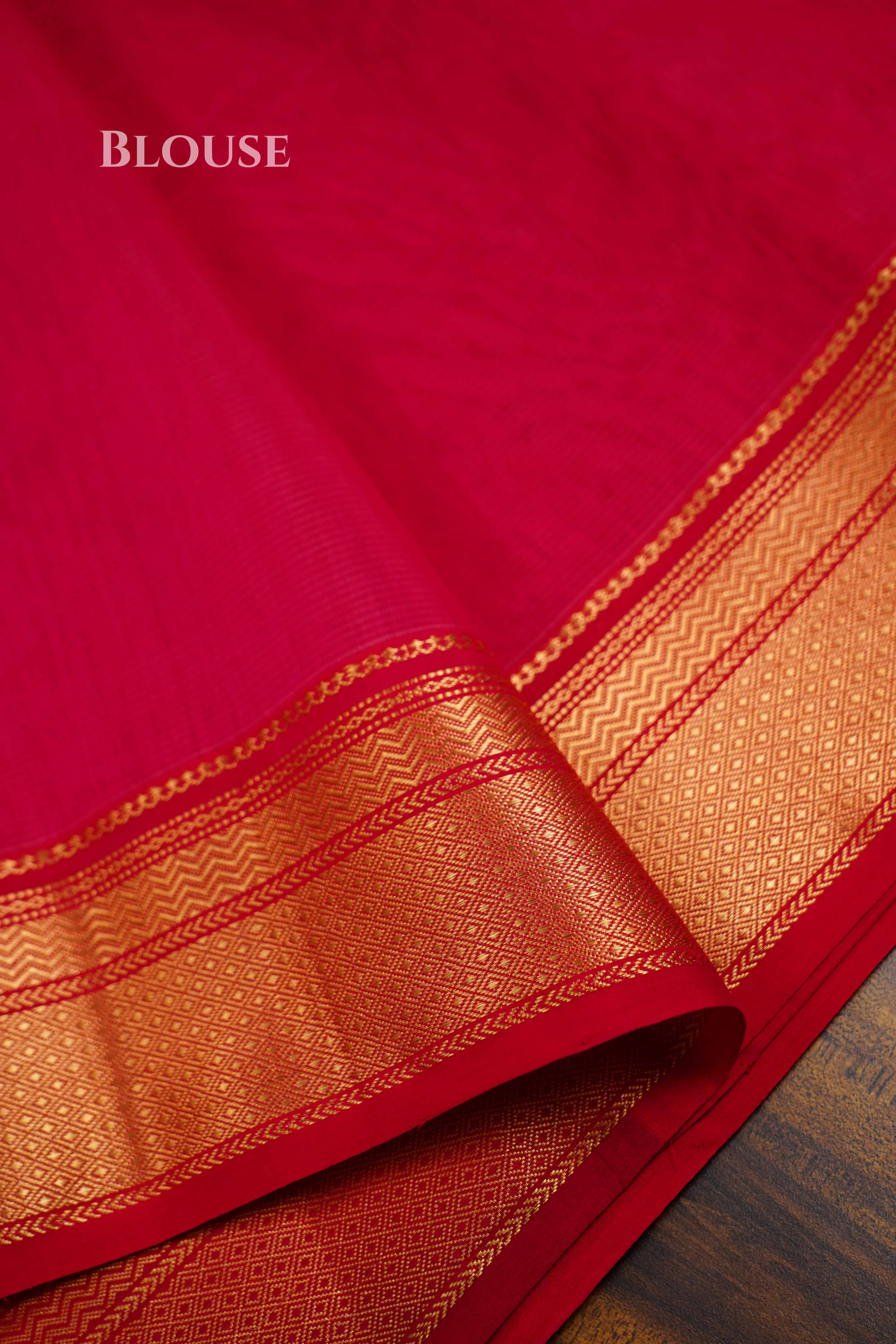 Magenta Maheshwari Silk Cotton Saree QUEENS ALMIRAH