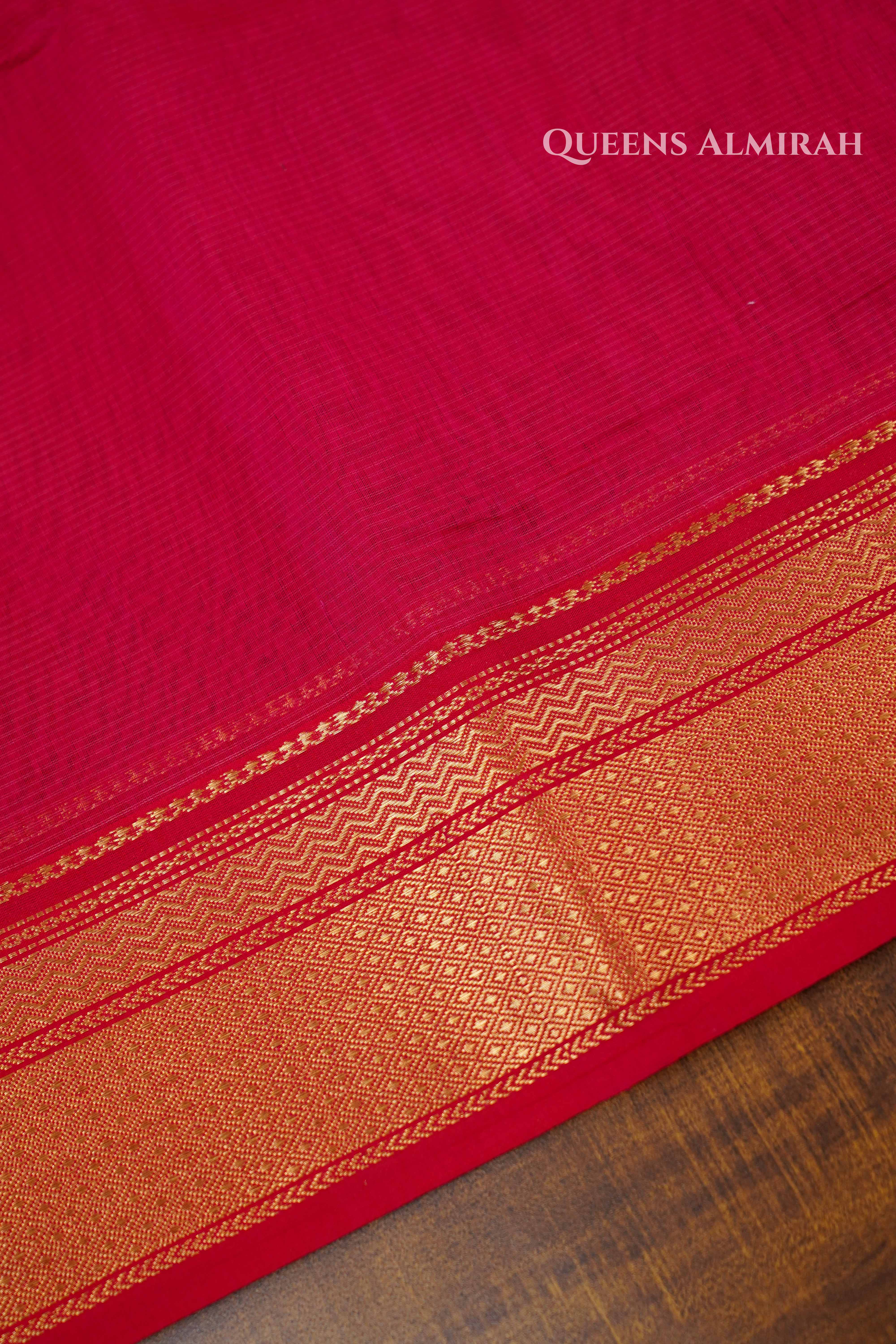 Magenta Maheshwari Silk Cotton Saree QUEENS ALMIRAH