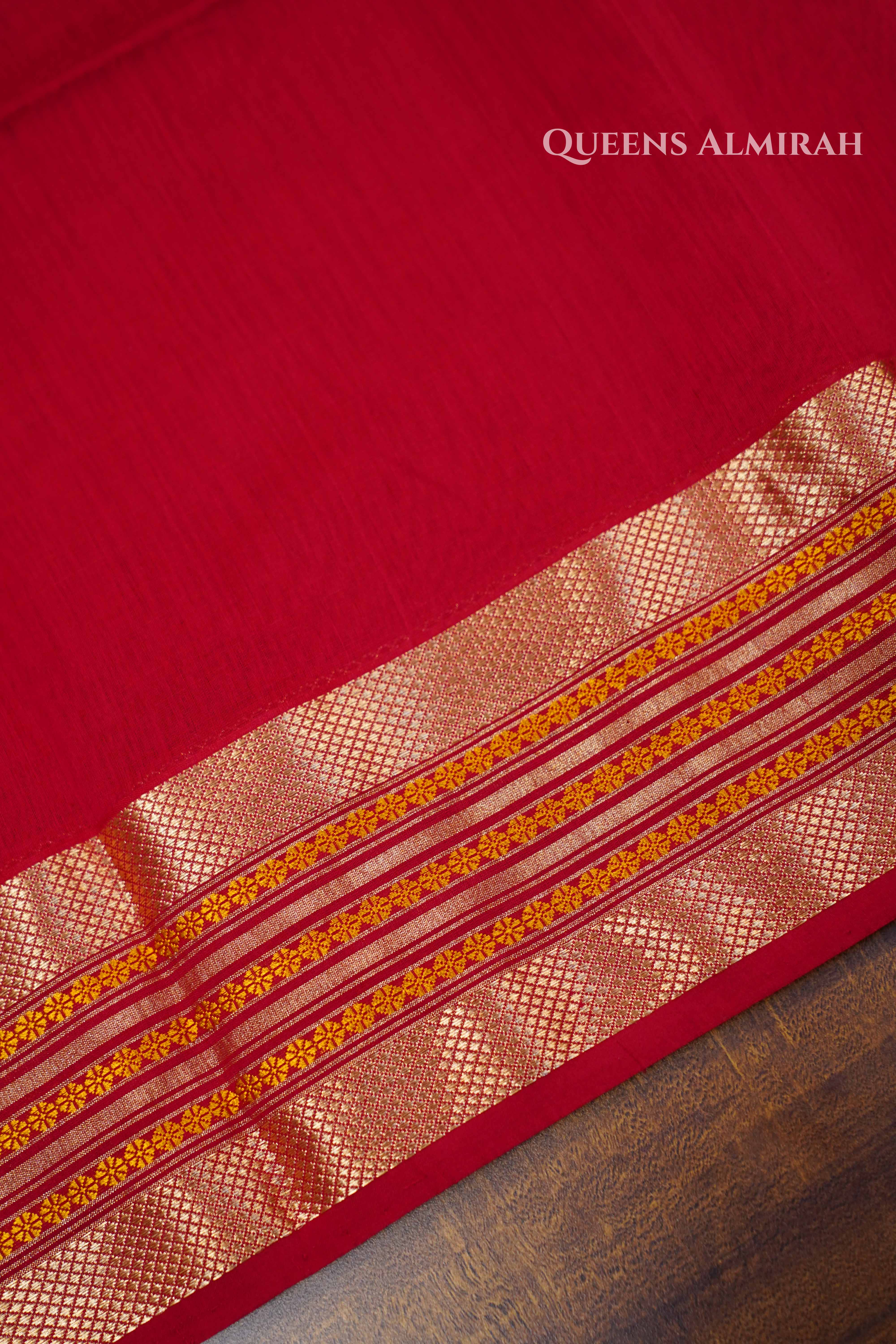 Maroon Maheshwari Silk Cotton Saree QUEENS ALMIRAH